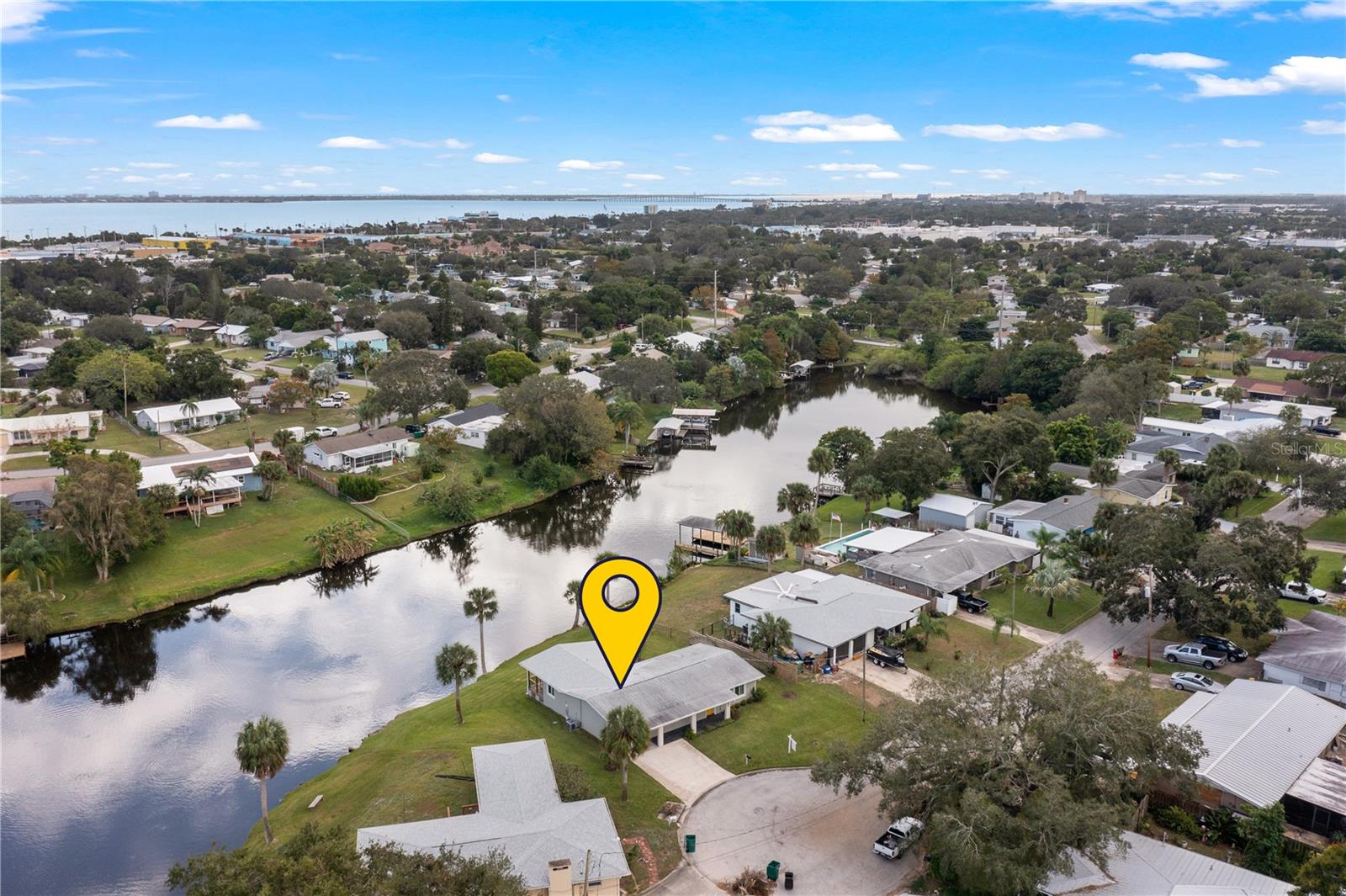 Image 39 of 44 For 581 Hillside Court