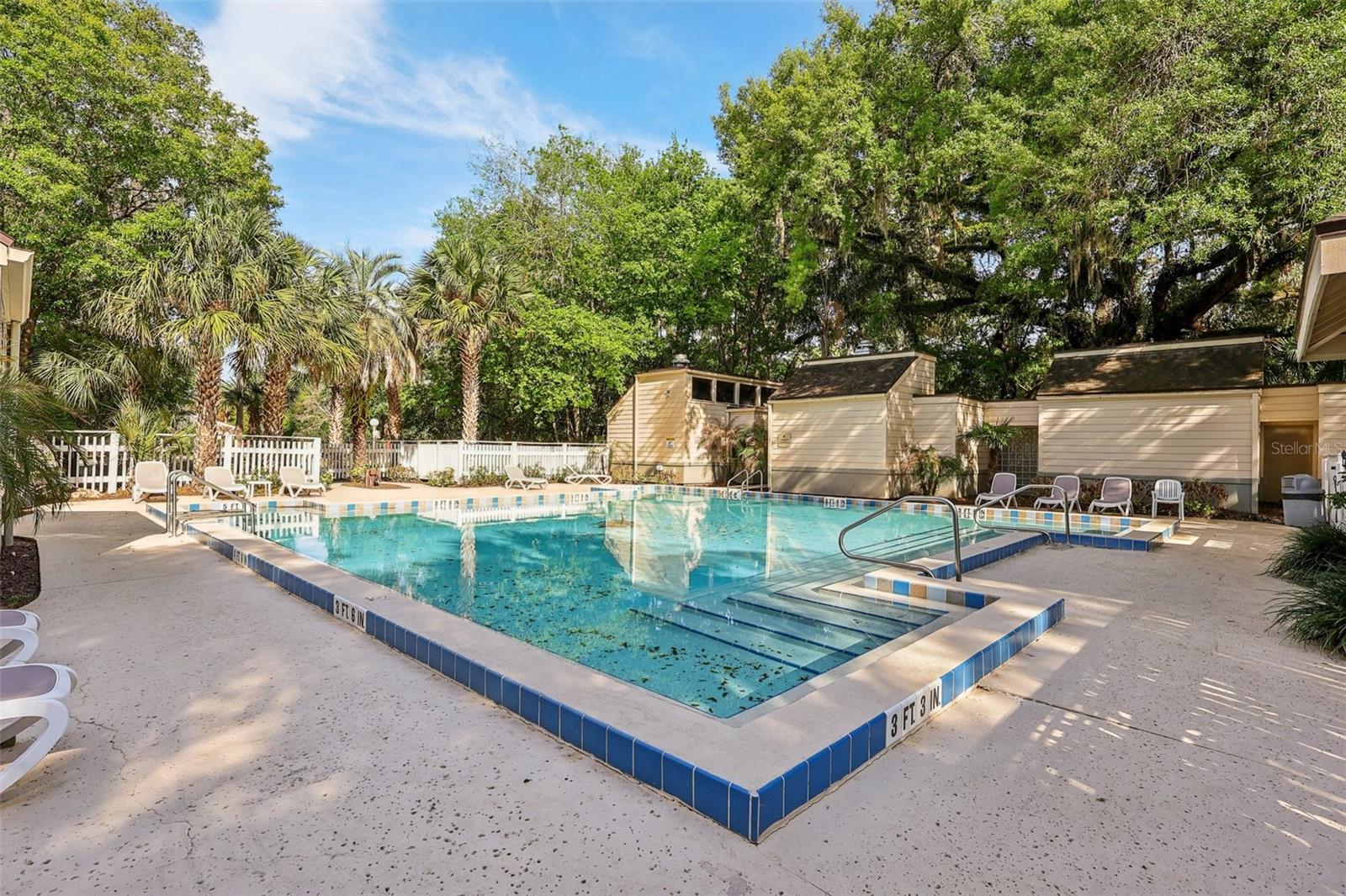 Image 3 of 48 For 116 Crown Oaks Way 116