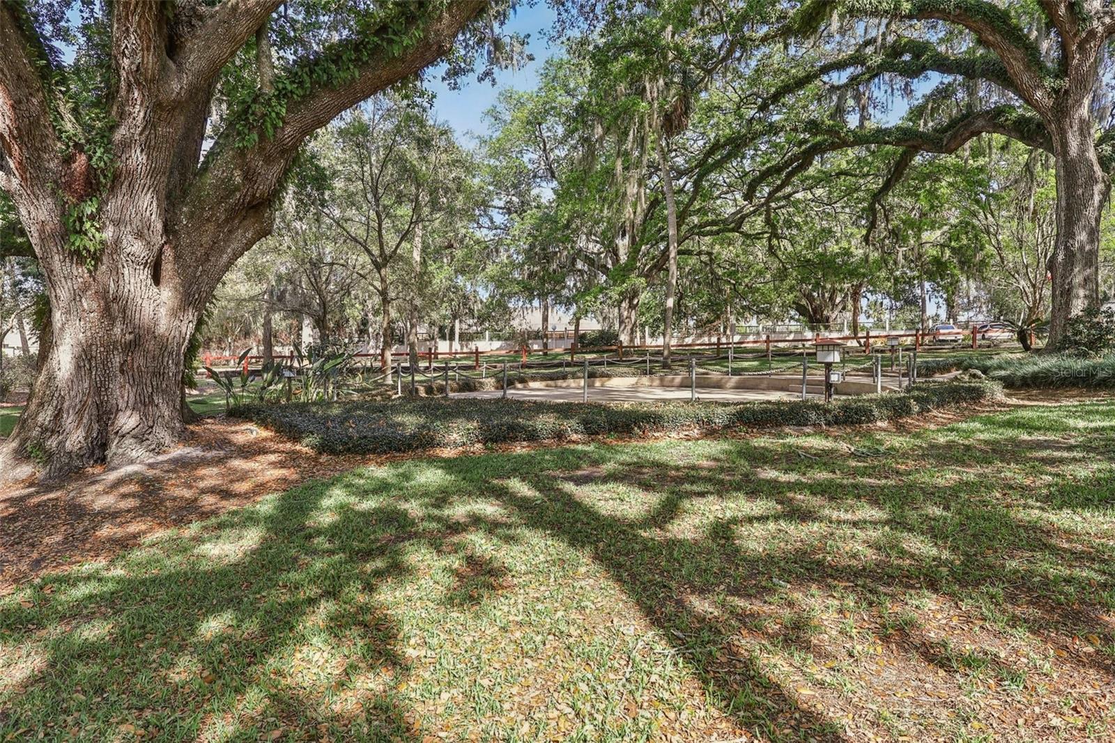 Image 30 of 48 For 116 Crown Oaks Way 116