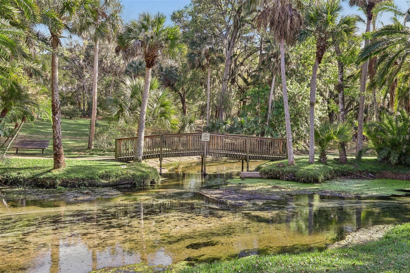 Image 40 of 48 For 116 Crown Oaks Way 116