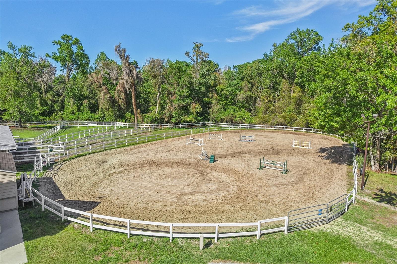 Image 44 of 48 For 116 Crown Oaks Way 116