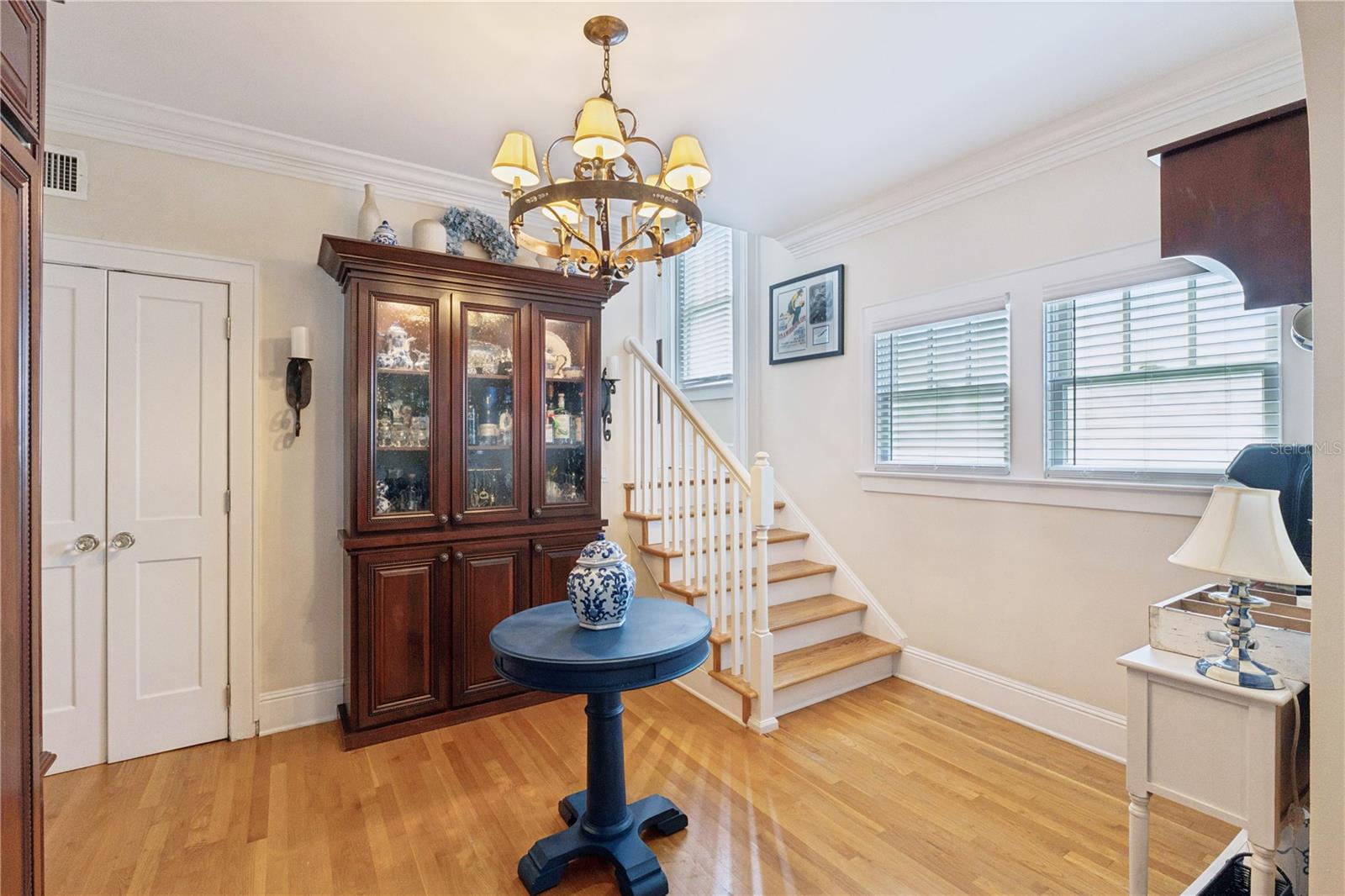 Image 10 of 35 For 1232 Poinsettia Avenue