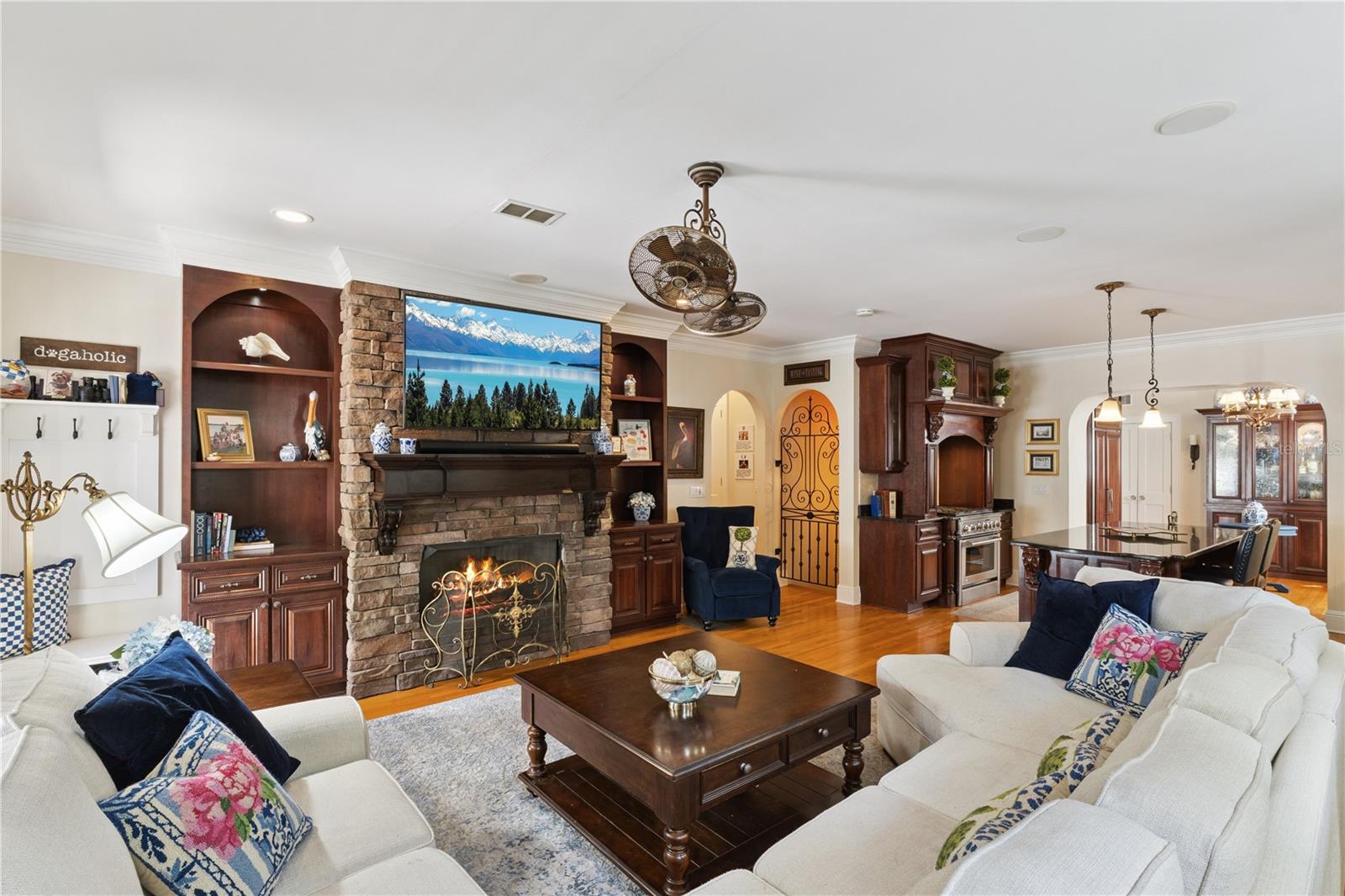 Image 14 of 35 For 1232 Poinsettia Avenue