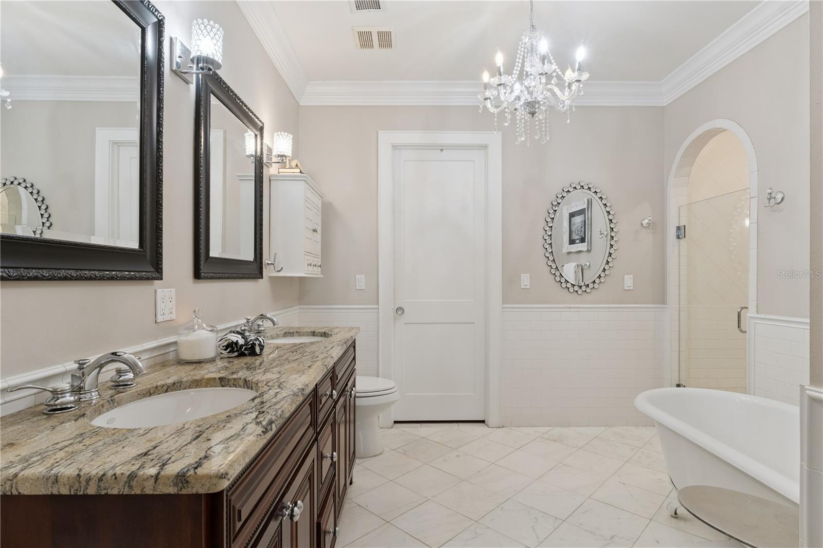 Image 21 of 35 For 1232 Poinsettia Avenue