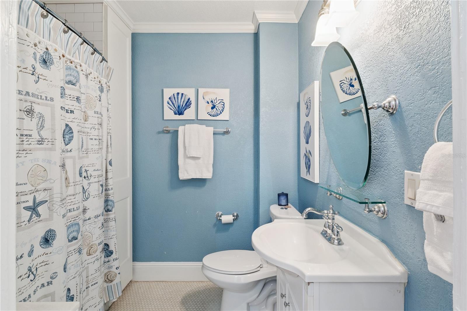 Image 24 of 35 For 1232 Poinsettia Avenue