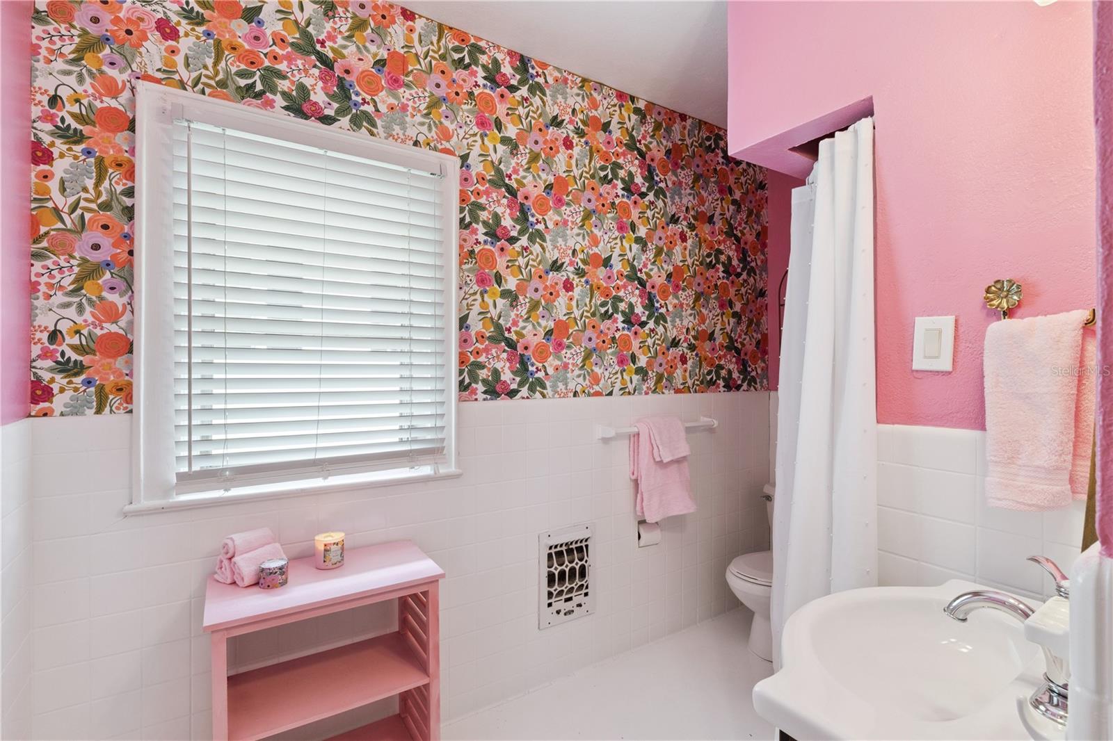 Image 27 of 35 For 1232 Poinsettia Avenue