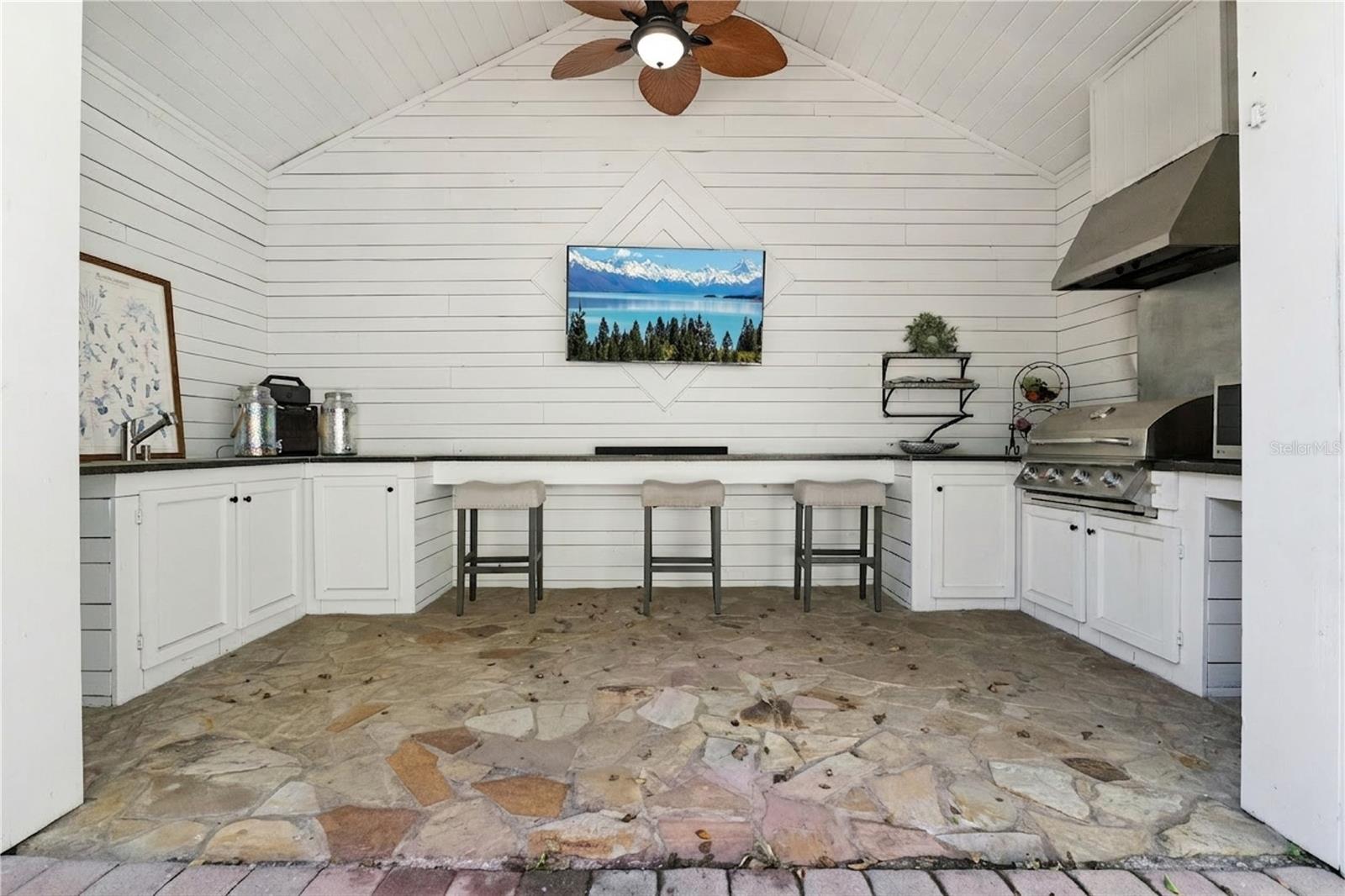 Image 31 of 35 For 1232 Poinsettia Avenue