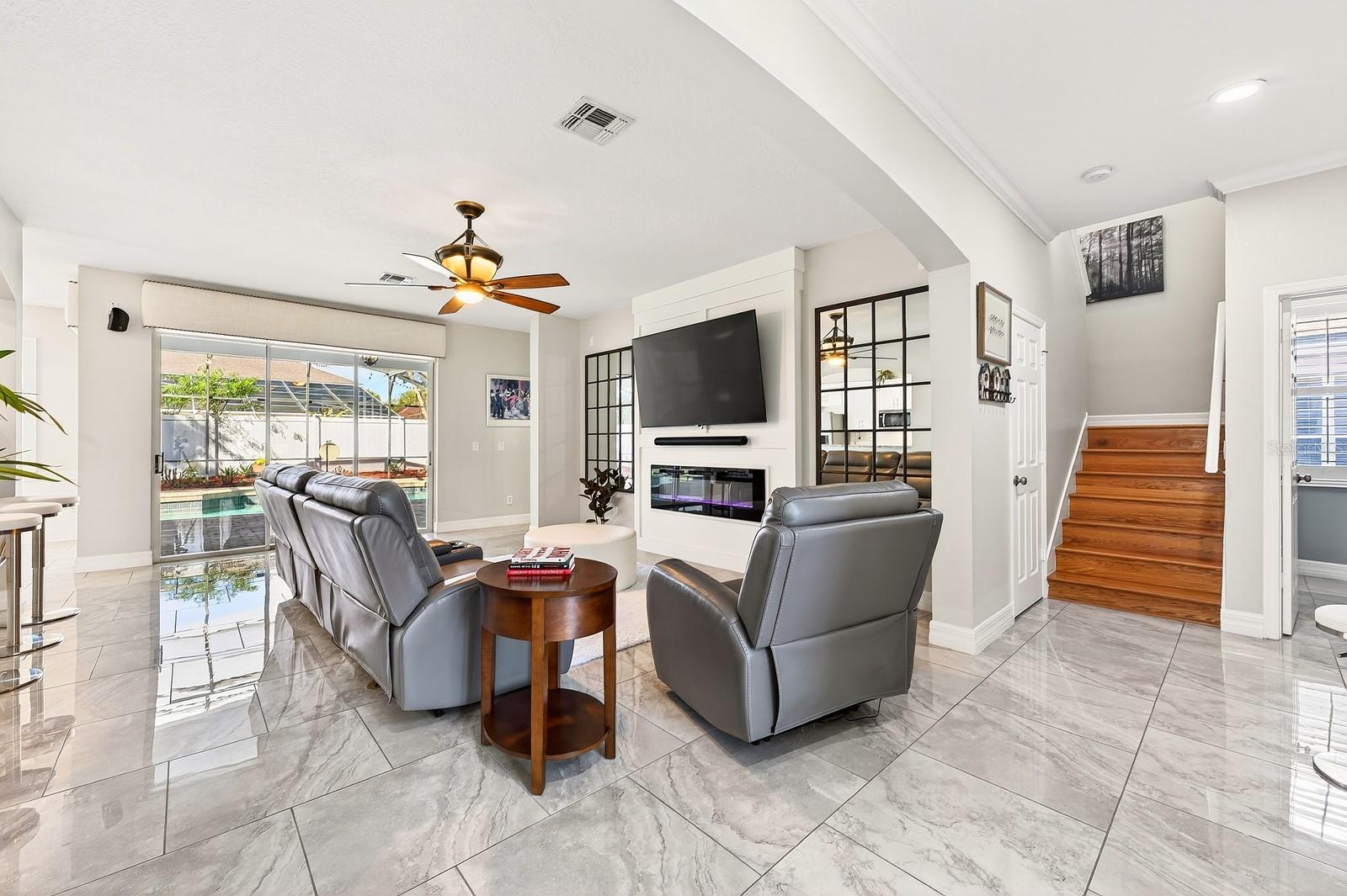 Image 13 of 45 For 4057 Shawn Circle