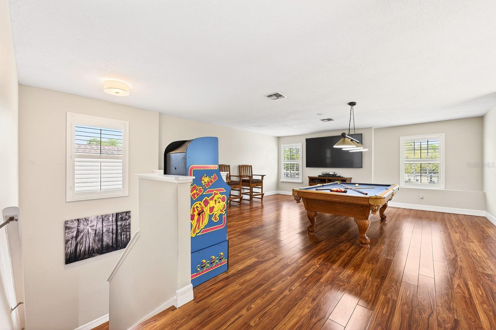 Image 19 of 45 For 4057 Shawn Circle