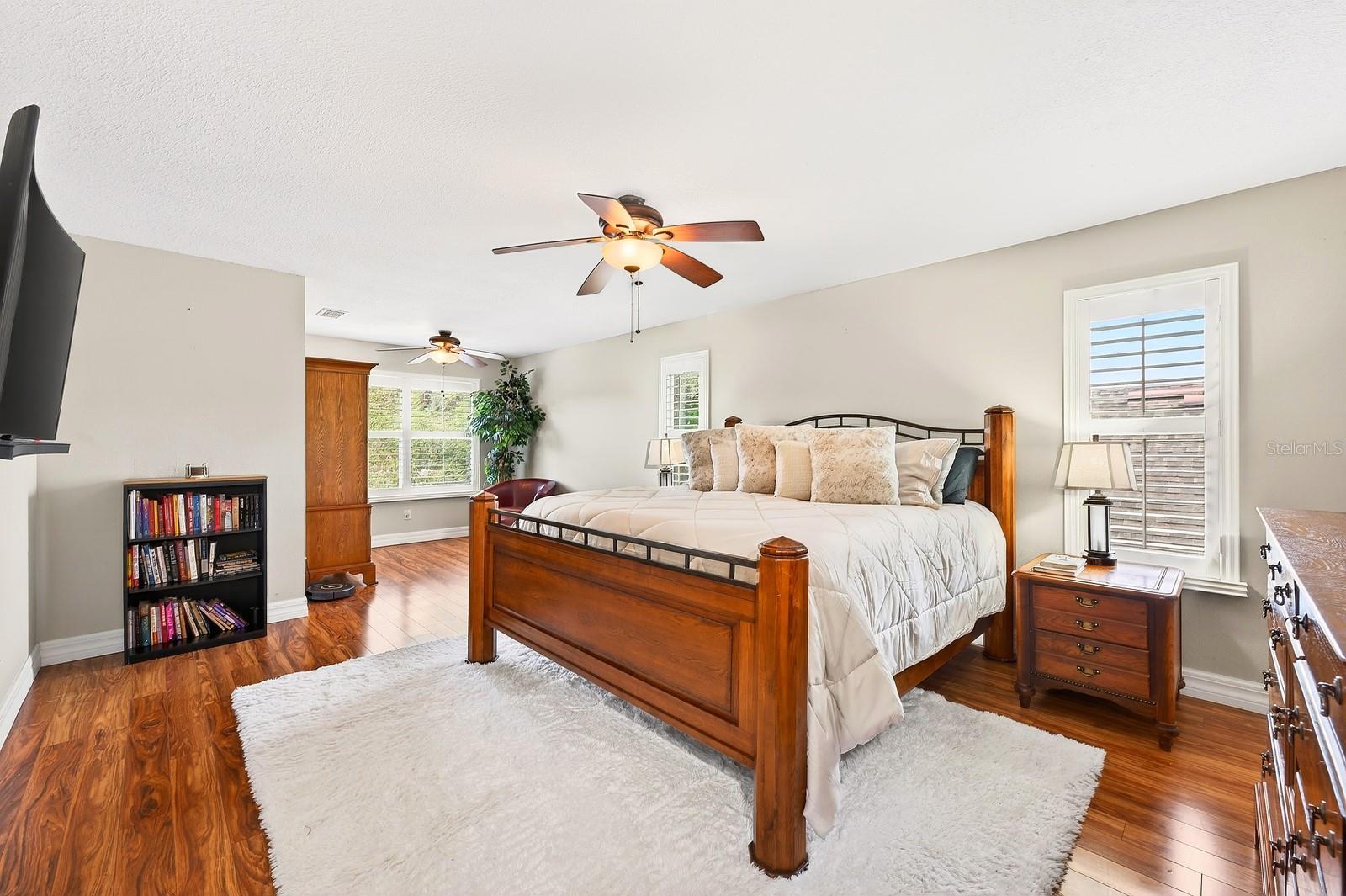 Image 22 of 45 For 4057 Shawn Circle