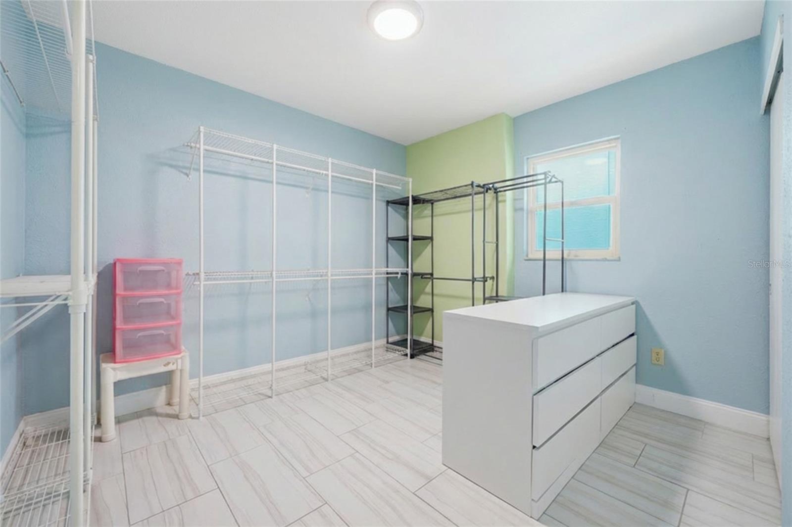 Image 17 of 27 For 6212 Willow Oak Lane