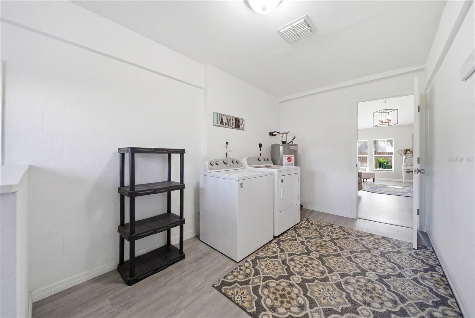 Image 24 of 34 For 7250 Treasure Island Road