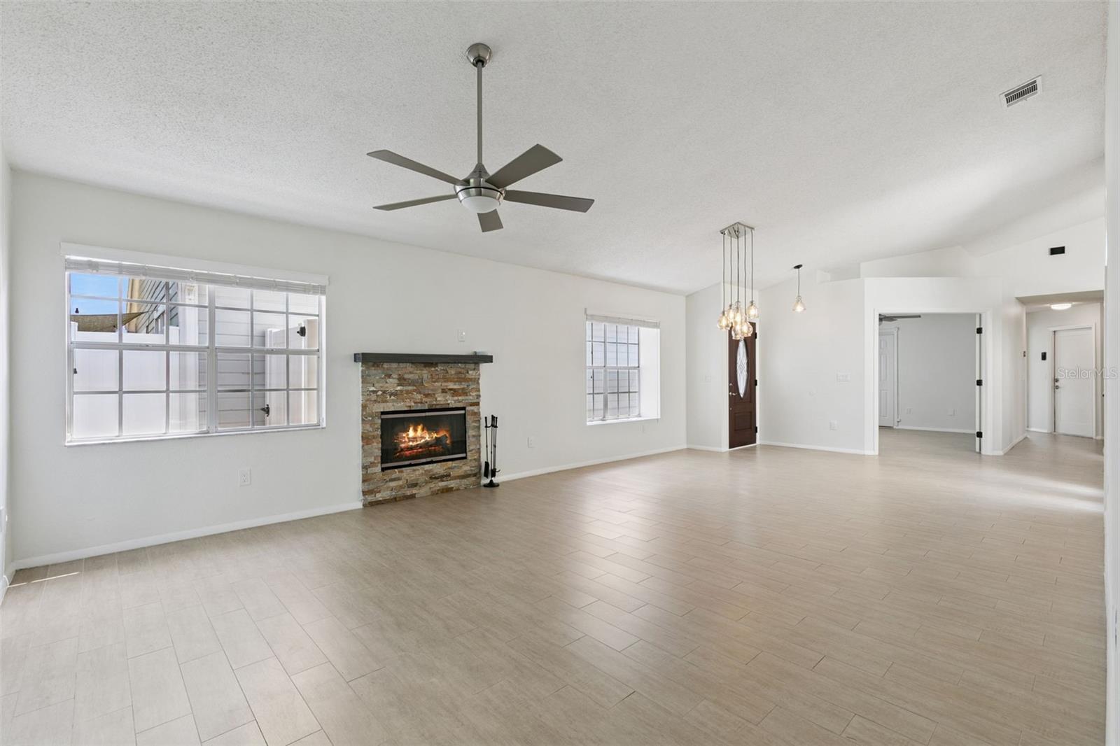 Image 7 of 32 For 2676 Attleboro Place