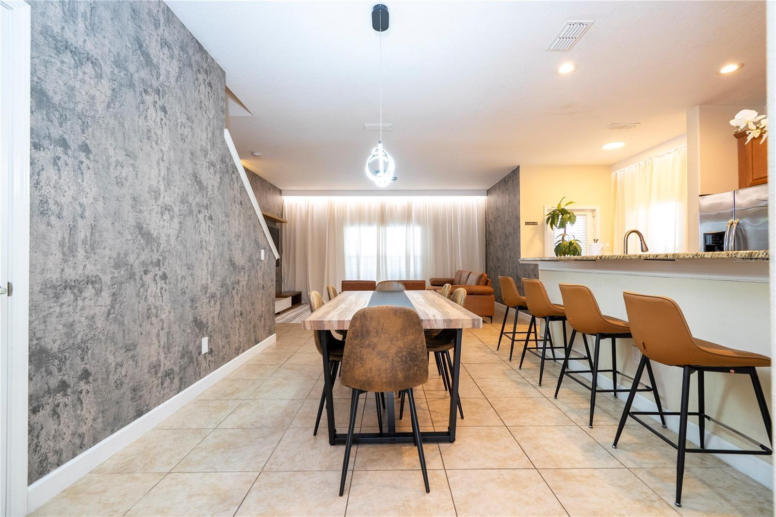 Image 10 of 39 For 8935 Candy Palm Road