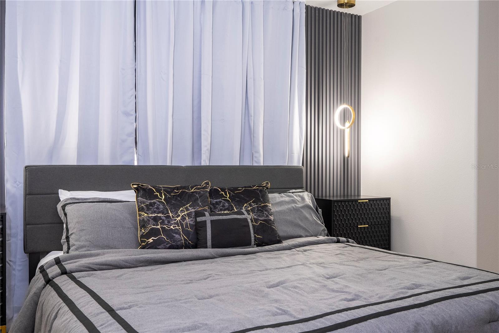 Image 11 of 39 For 8935 Candy Palm Road