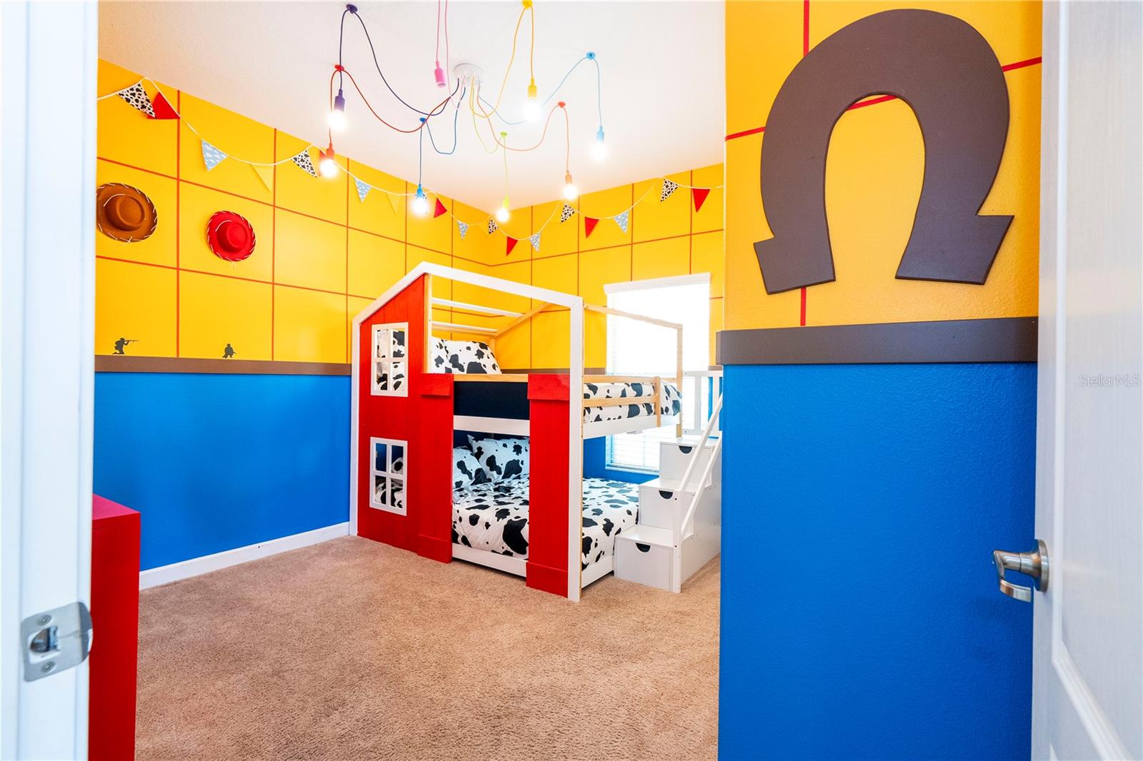 Image 18 of 39 For 8935 Candy Palm Road