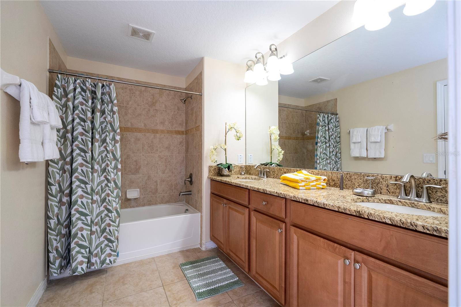 Image 25 of 39 For 8935 Candy Palm Road