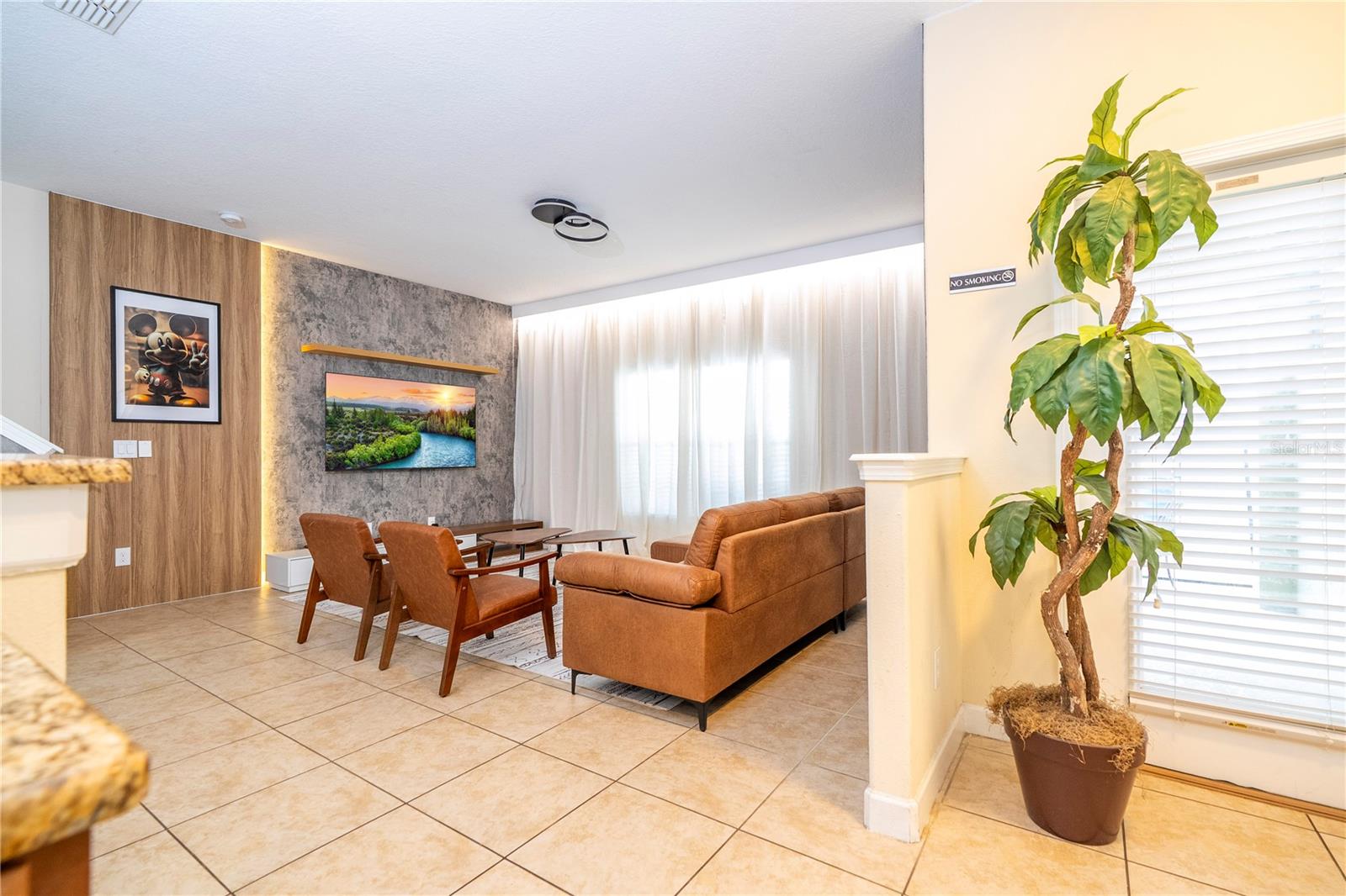 Image 5 of 39 For 8935 Candy Palm Road