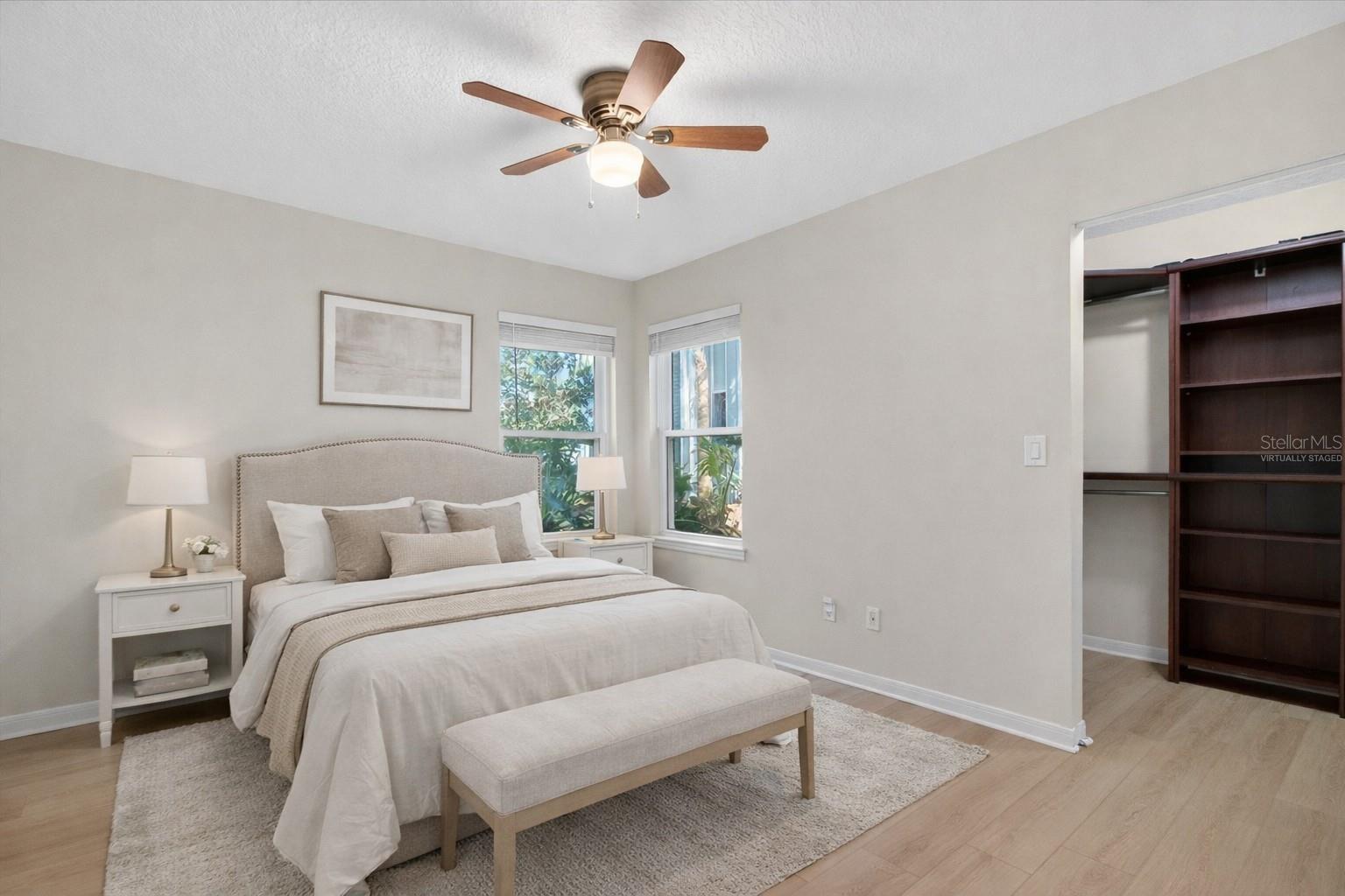 Image 20 of 54 For 2532 Grassy Point Drive 106