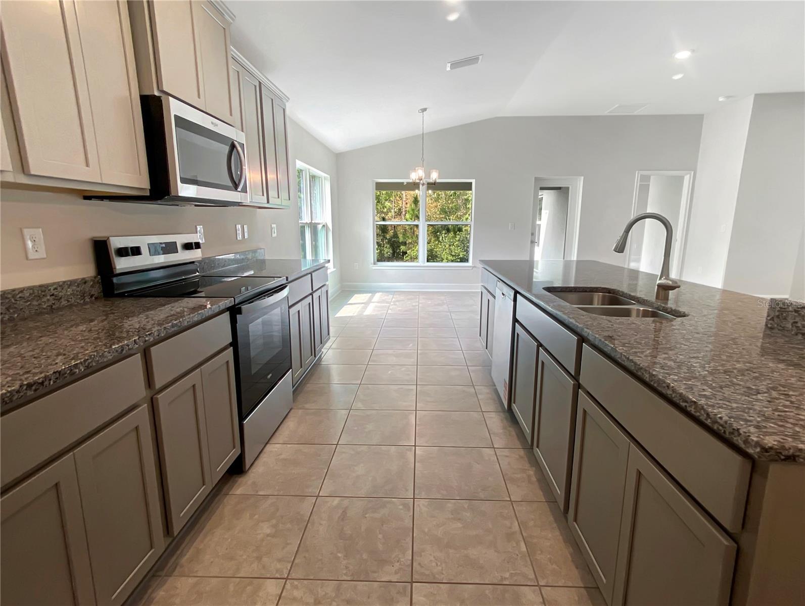 Image 7 of 23 For 7600 Bent Tree Loop