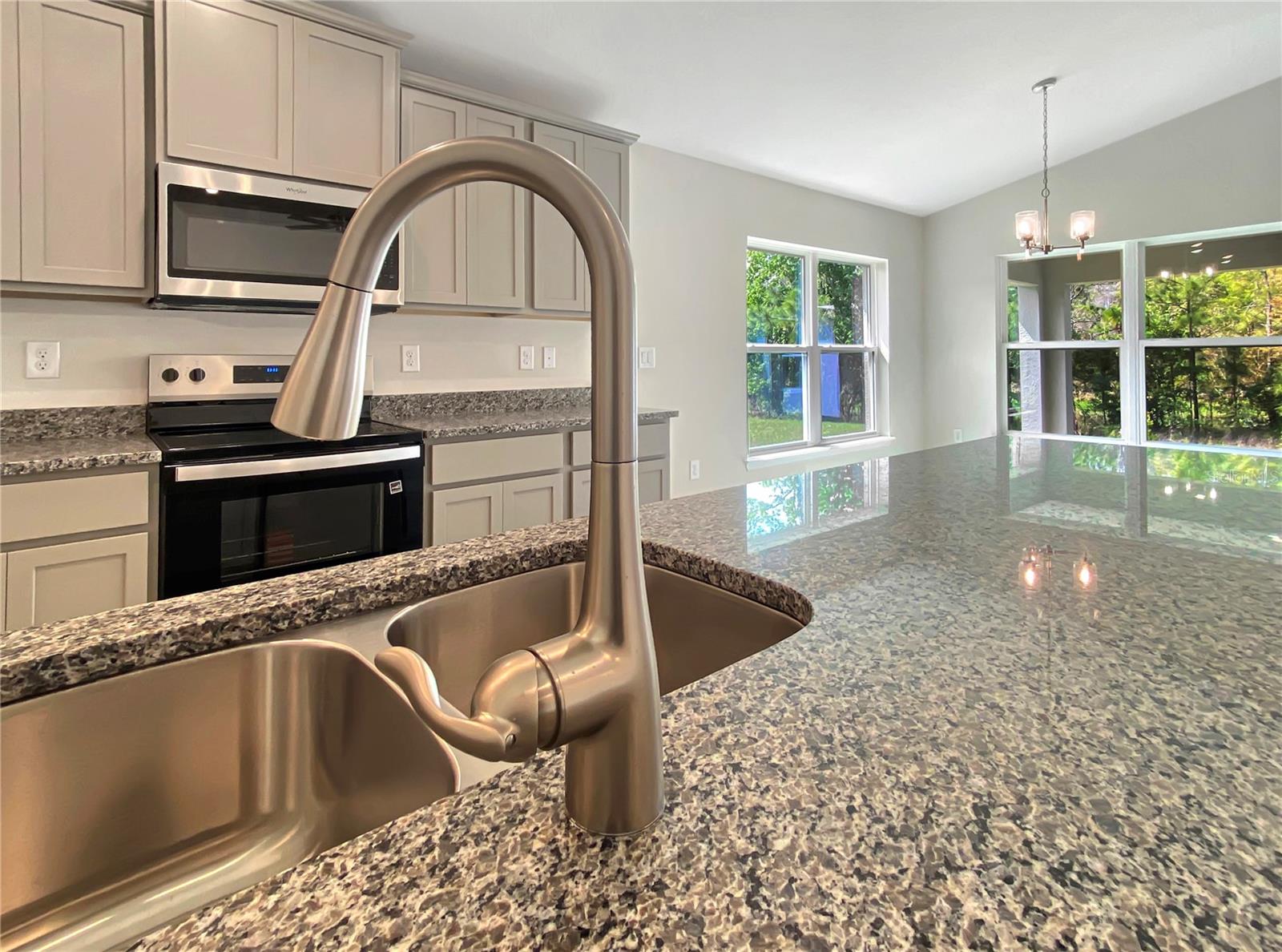 Image 8 of 23 For 7600 Bent Tree Loop