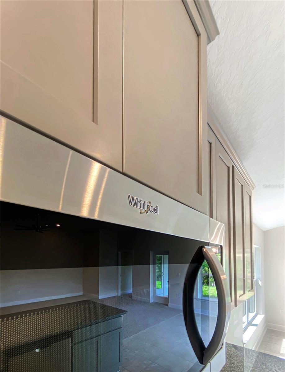 Image 9 of 23 For 7600 Bent Tree Loop