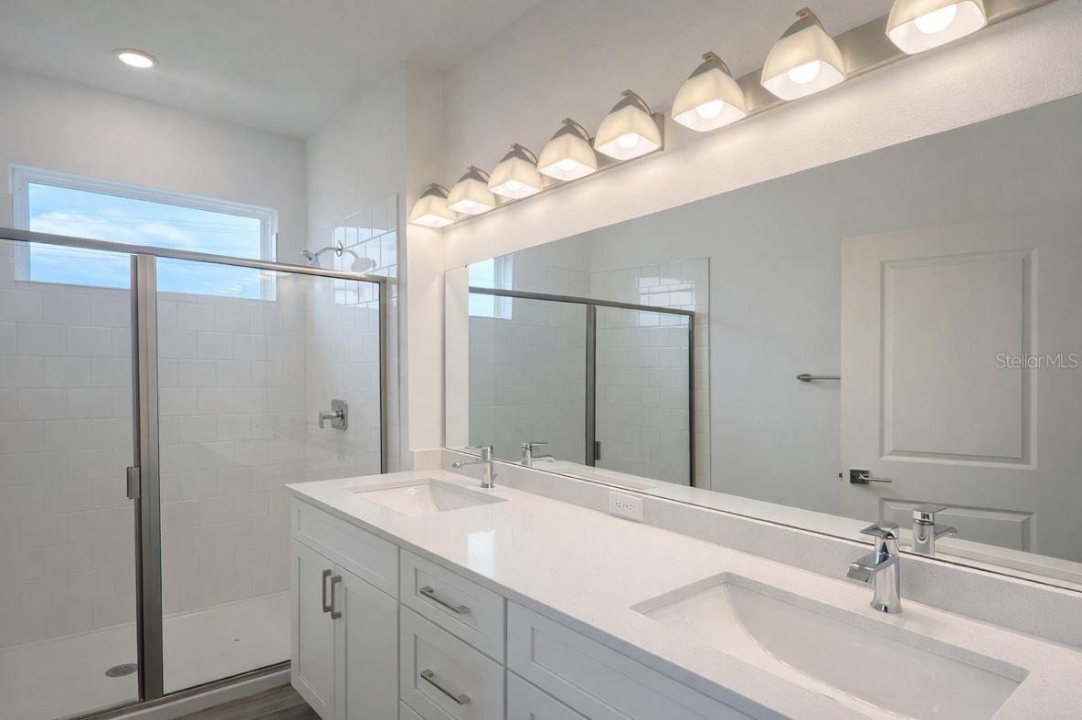 Image 3 of 6 For 101 Elena Lavin Circle 42