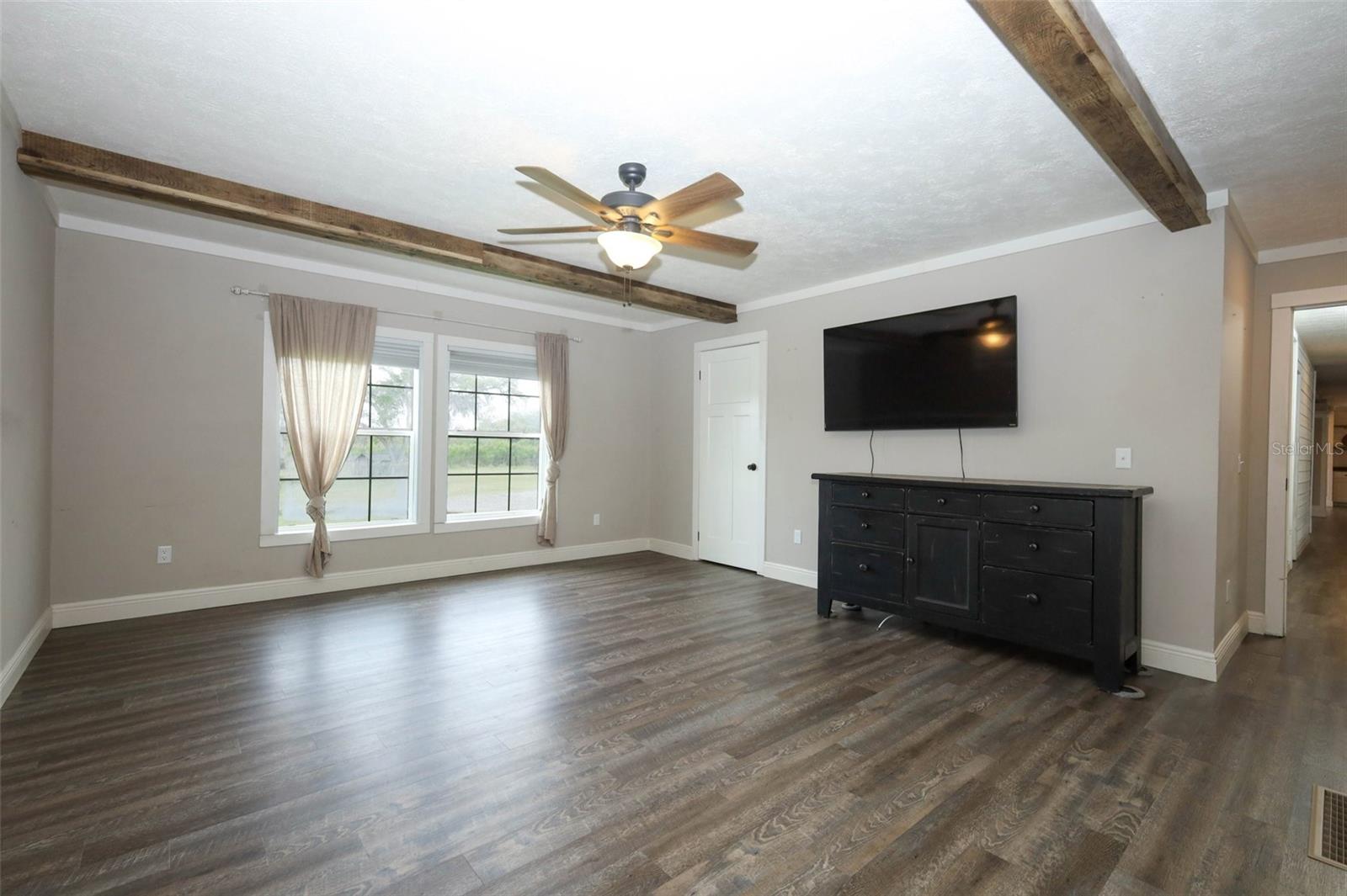 Image 21 of 76 For 2269 Mullet Lake Park Road