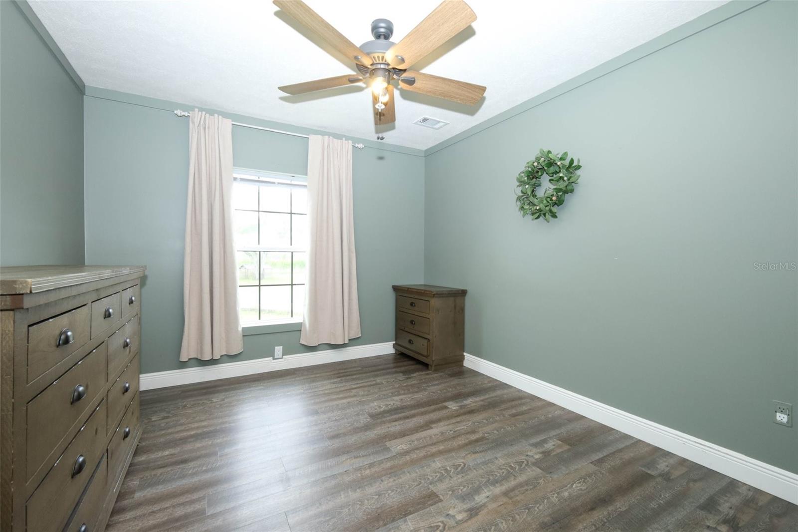 Image 33 of 76 For 2269 Mullet Lake Park Road