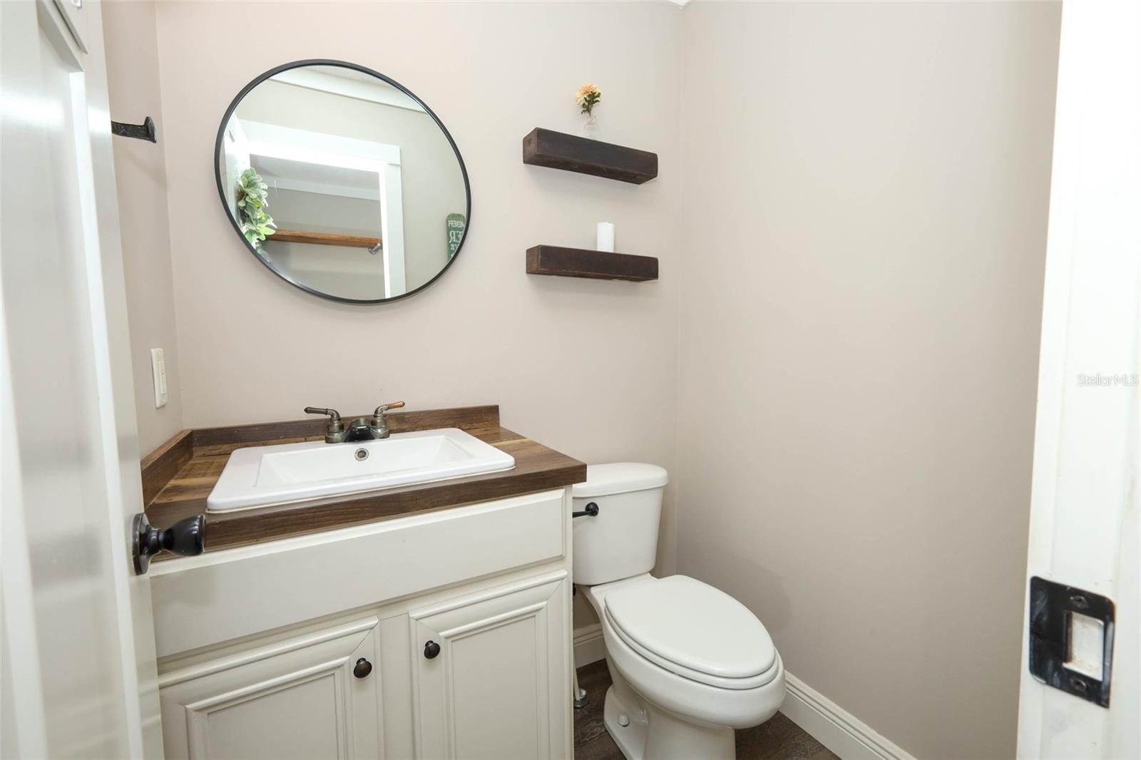 Image 40 of 76 For 2269 Mullet Lake Park Road