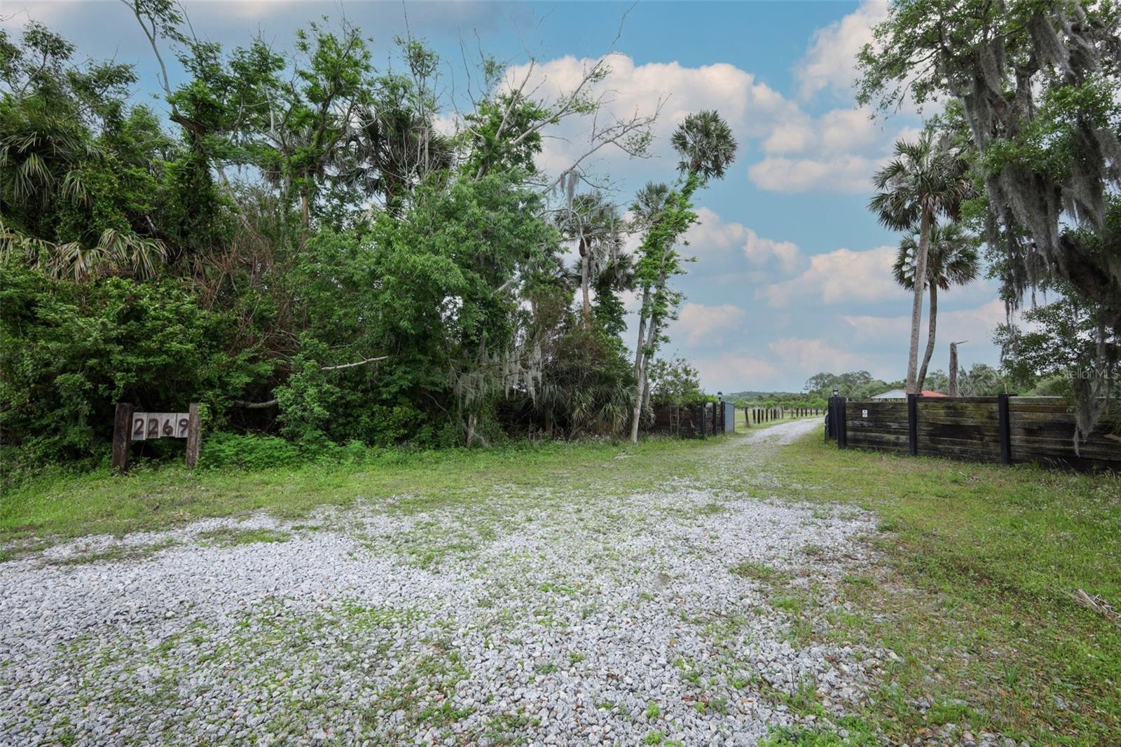Image 53 of 76 For 2269 Mullet Lake Park Road