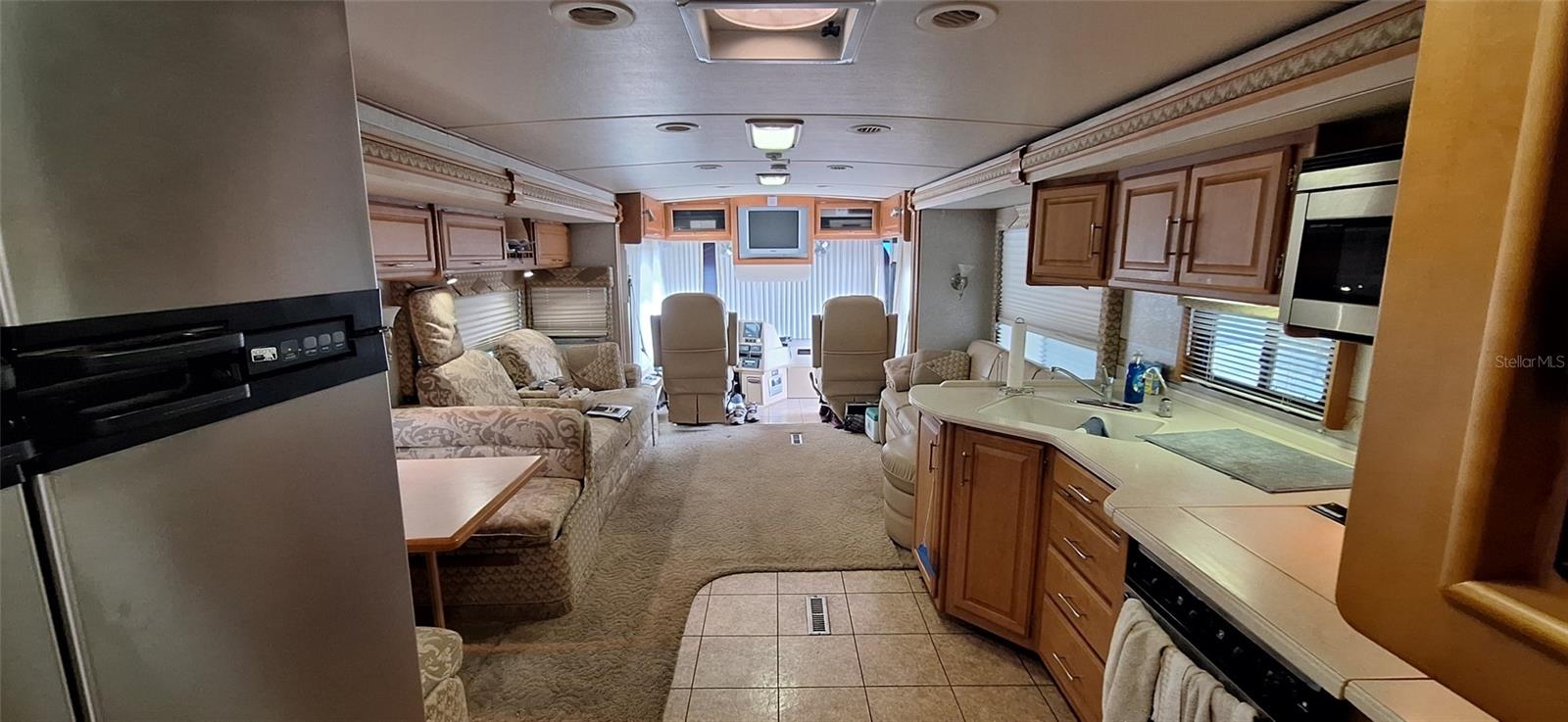 Image 11 of 18 For 7018 Fairview Village Circle