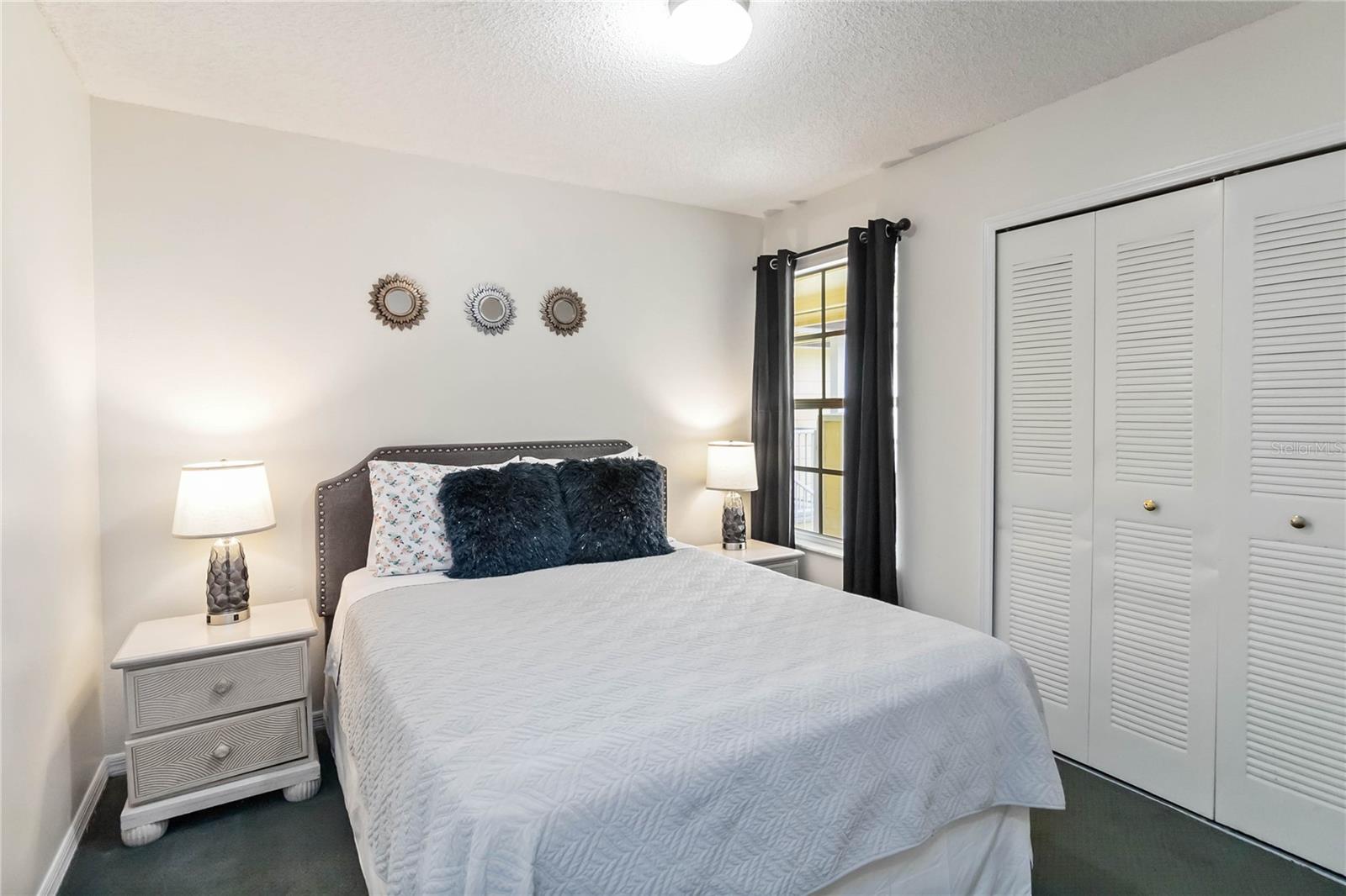 Image 17 of 33 For 2040 Royal Bay Boulevard 30