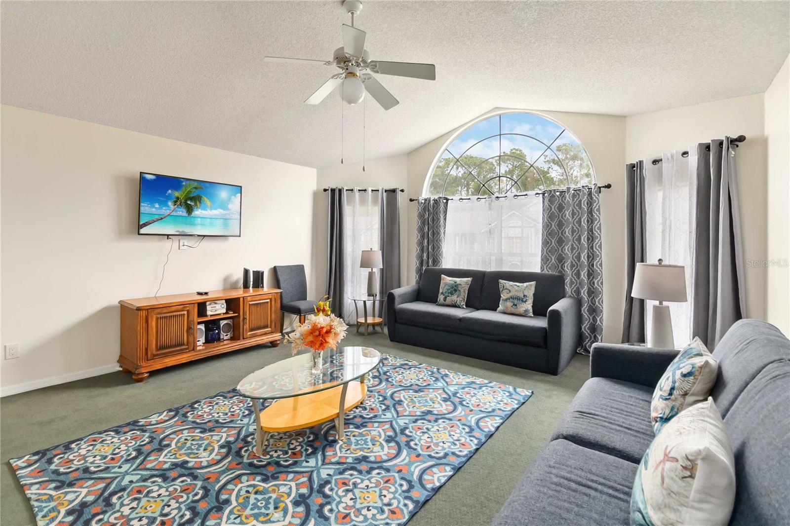 Image 8 of 33 For 2040 Royal Bay Boulevard 30