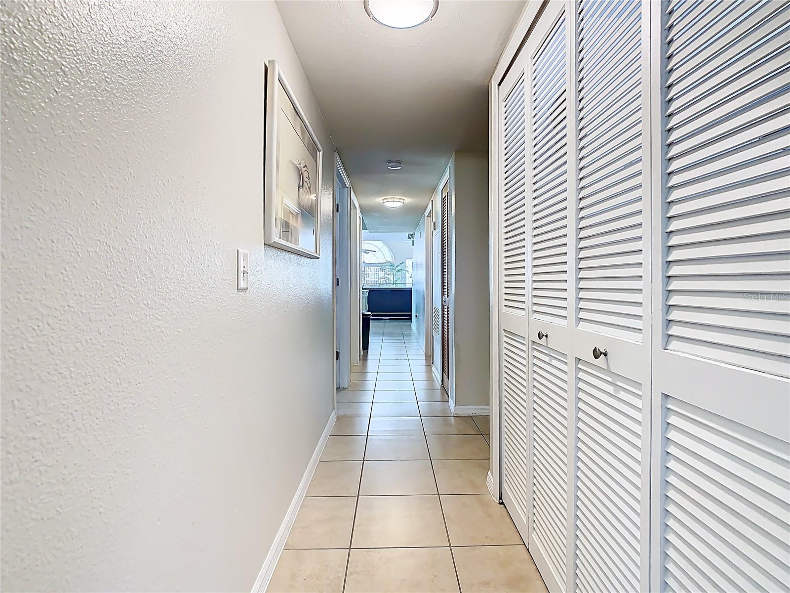 Image 14 of 36 For 8704 Knightsbridge Court B