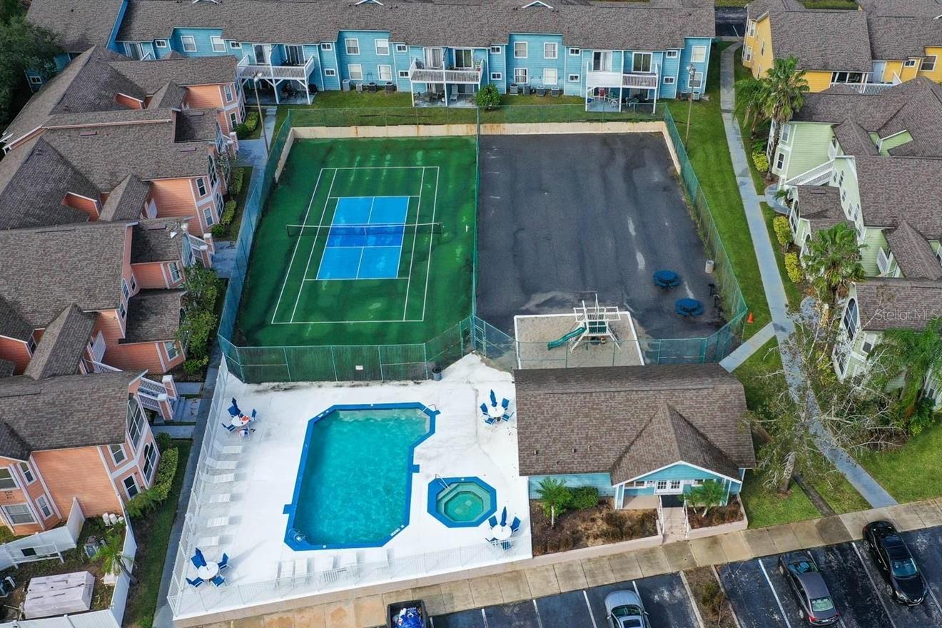 Image 32 of 36 For 8704 Knightsbridge Court B