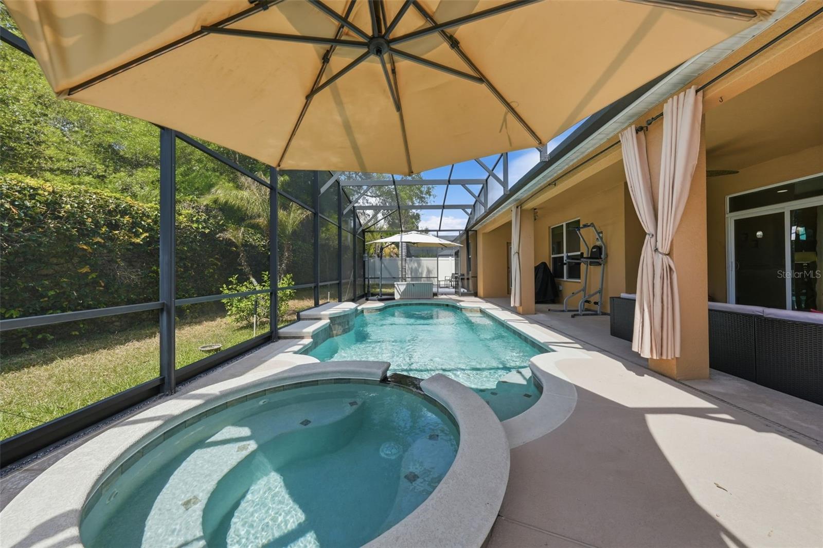 Listing photo id 18 for 979 Counts Crest Circle