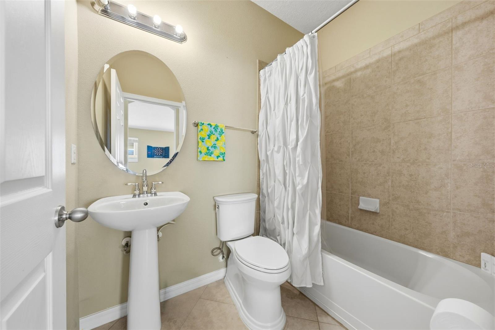 Listing photo id 37 for 979 Counts Crest Circle