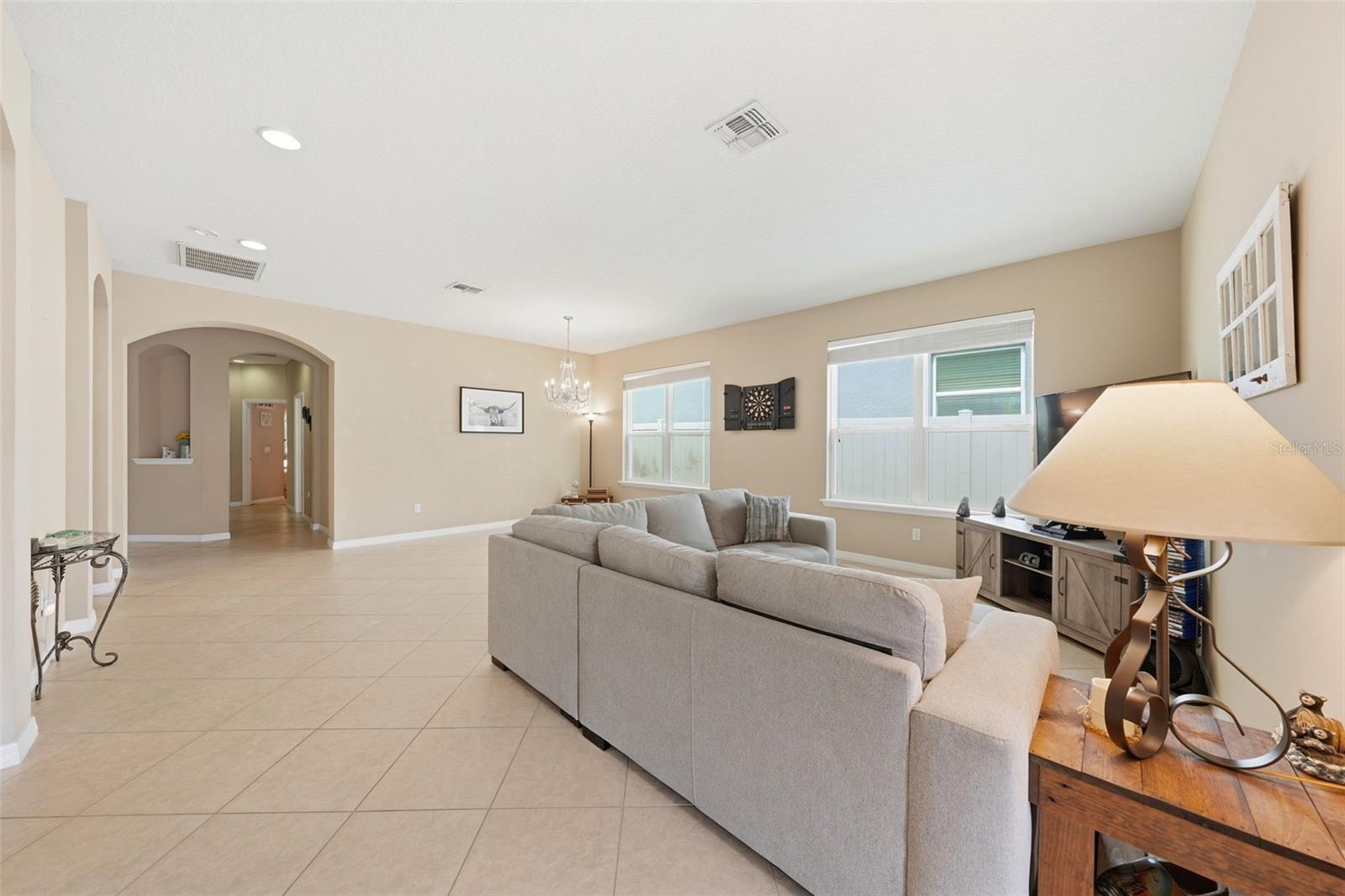 Listing photo id 41 for 979 Counts Crest Circle