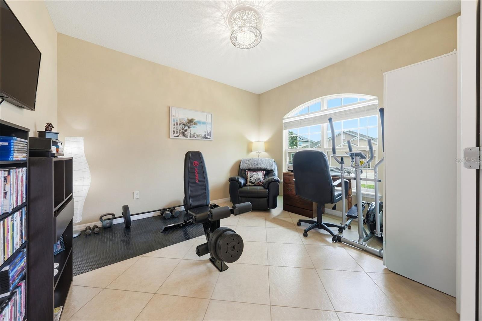 Listing photo id 5 for 979 Counts Crest Circle