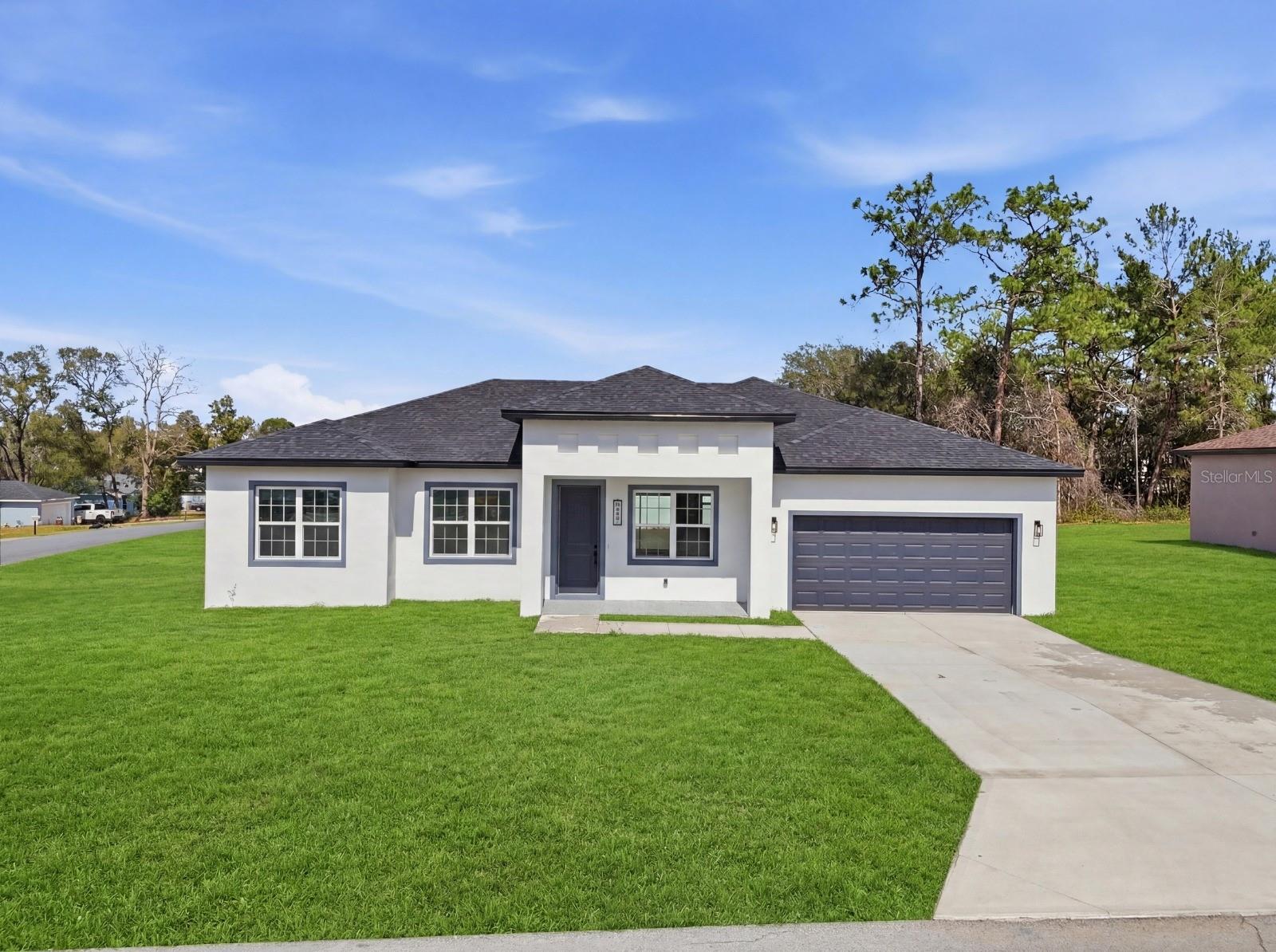 Image 2 of 43 For 4487 152 Street