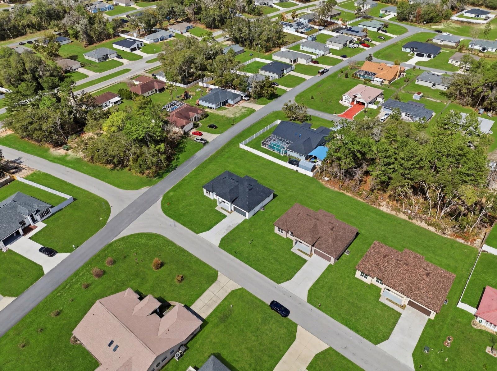 Image 42 of 43 For 4487 152 Street