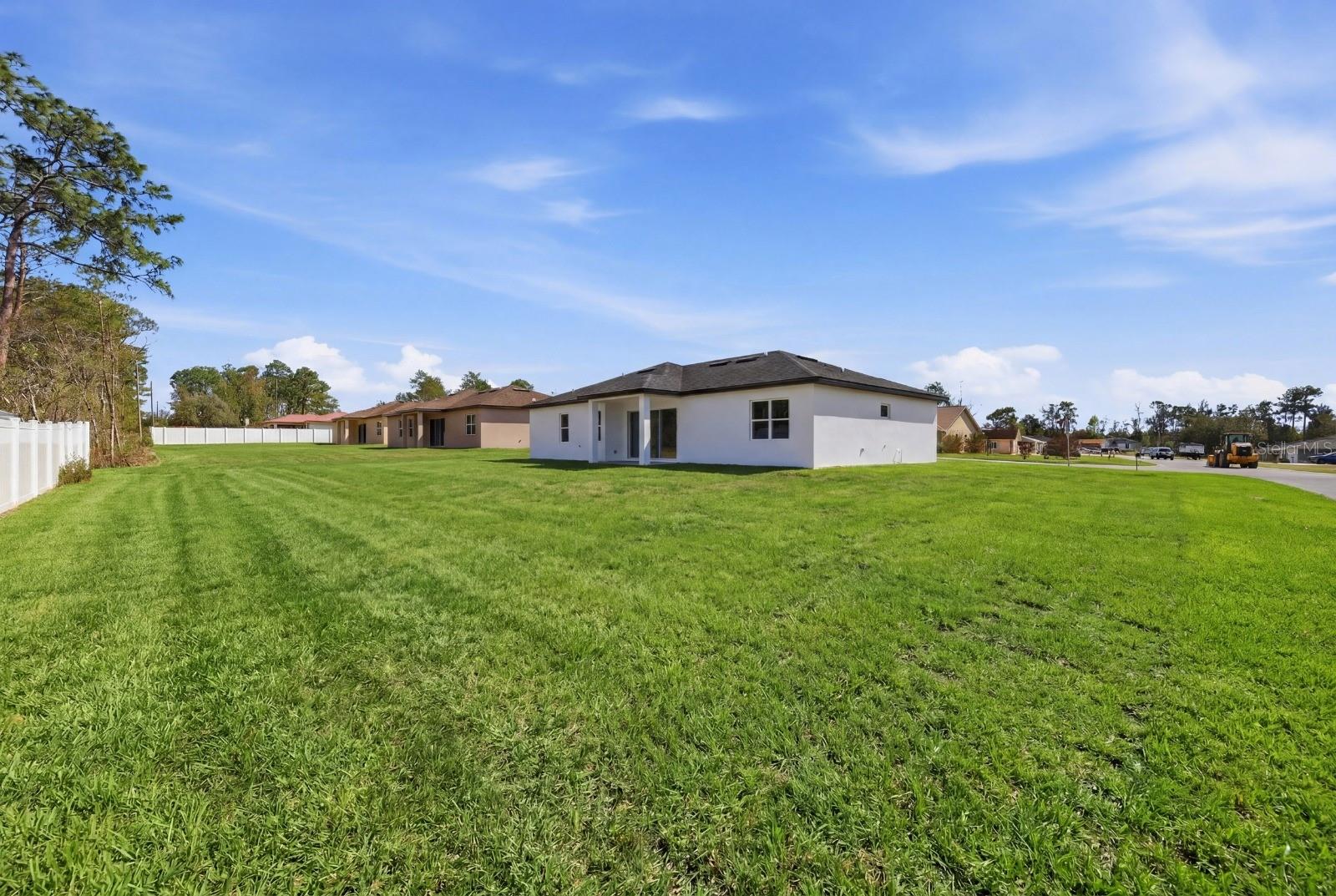 Image 9 of 43 For 4487 152 Street