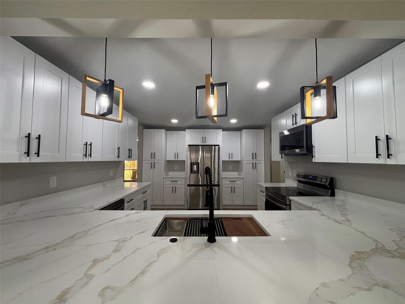 Image 15 of 58 For 4208 Arbor Oaks Court