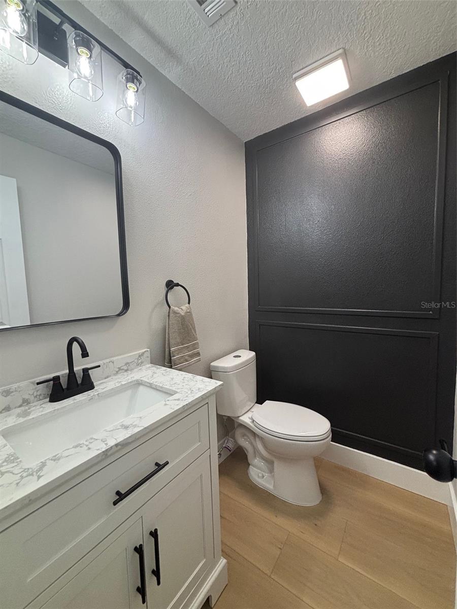 Image 19 of 58 For 4208 Arbor Oaks Court