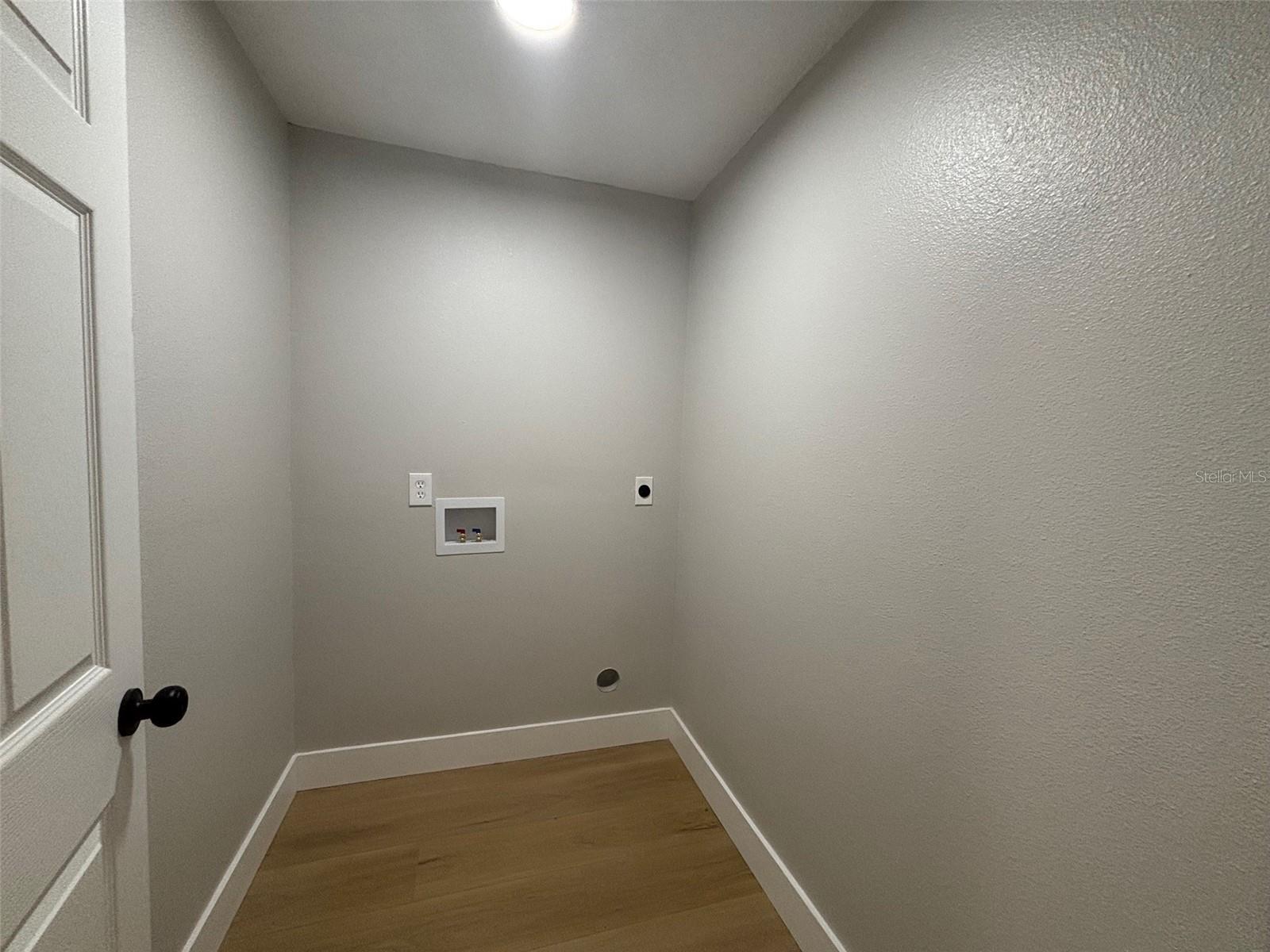 Image 43 of 58 For 4208 Arbor Oaks Court