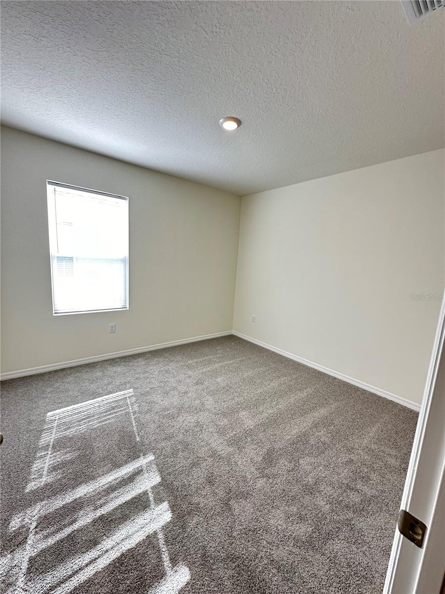 Image 19 of 23 For 1169 Cascades Avenue