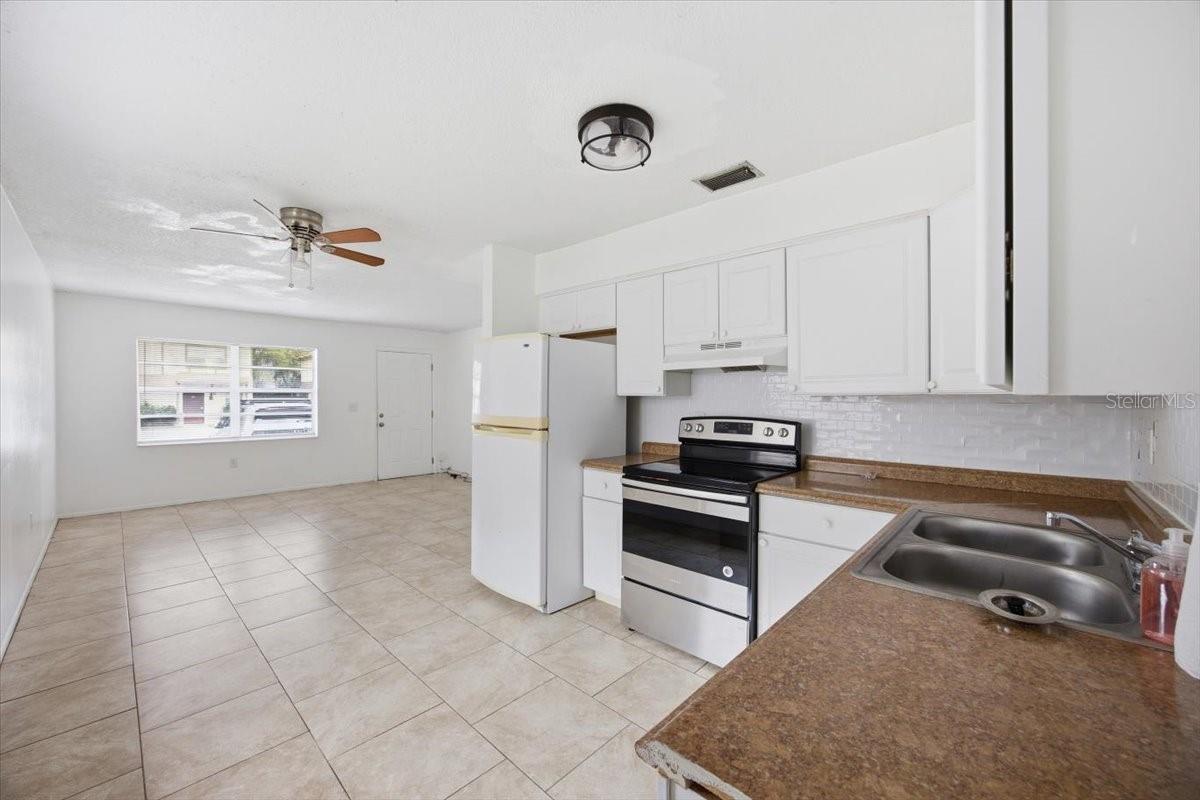 Image 7 of 22 For 2218 Brandy Place