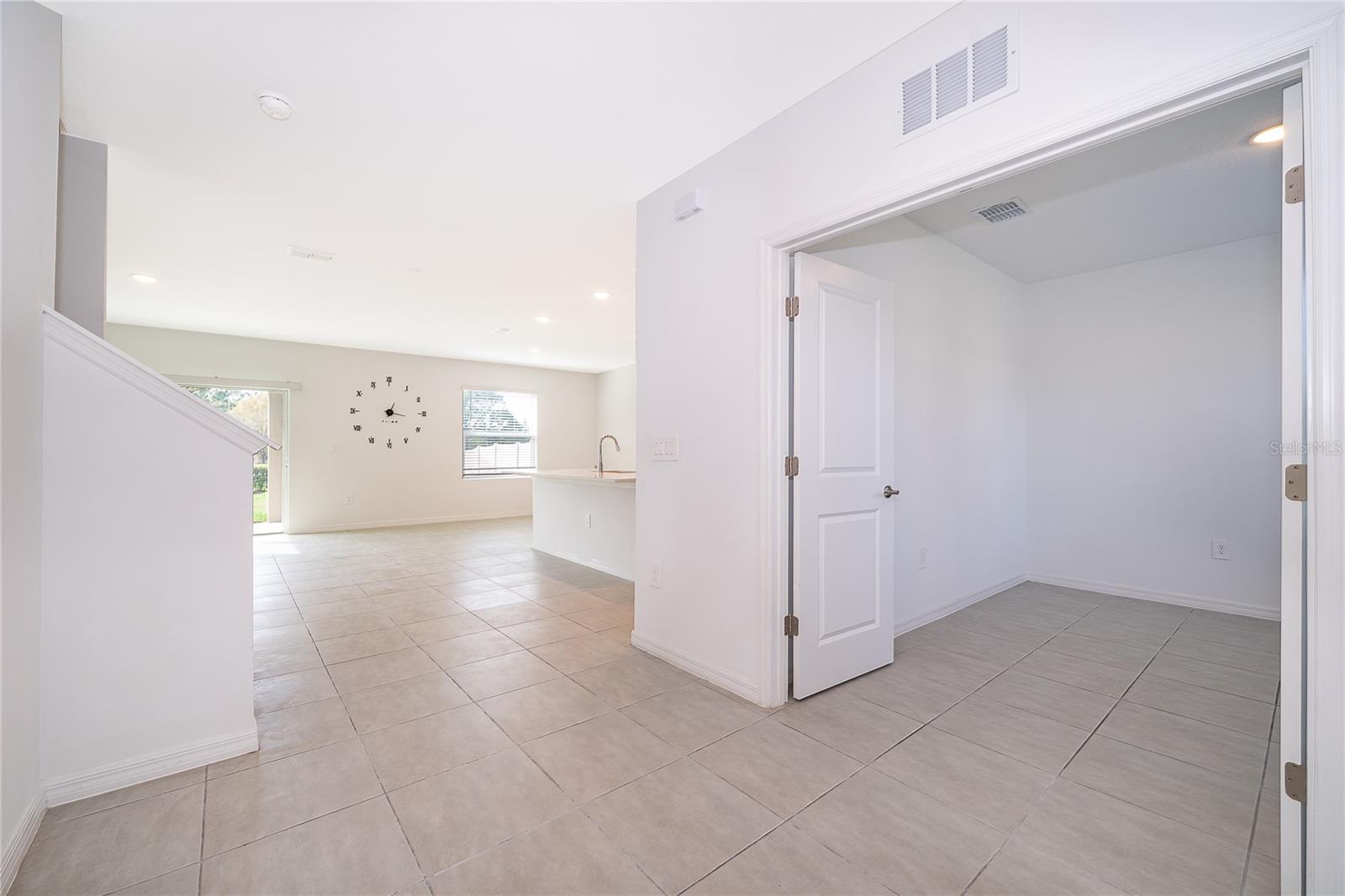 Image 6 of 31 For 187 Brinsmead Road