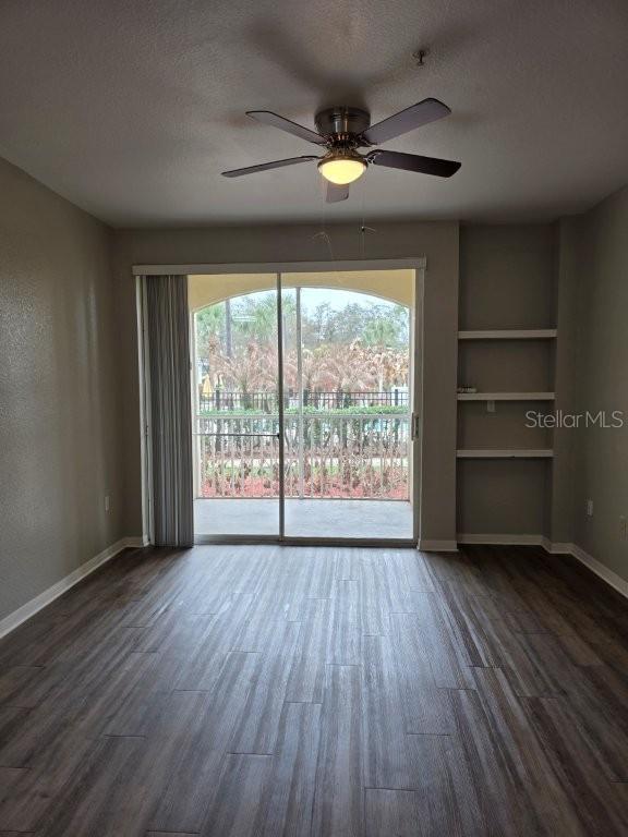 Image 26 of 44 For 8836 Dunes Court 106